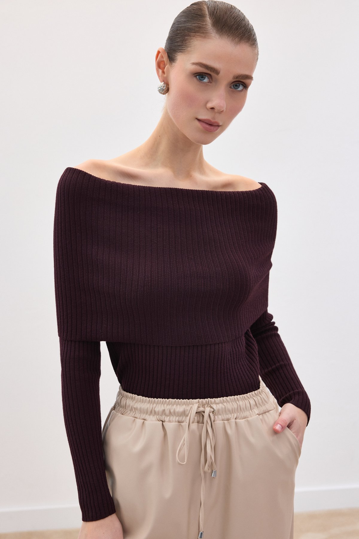 Madonna Yaka Triko - Mürdüm