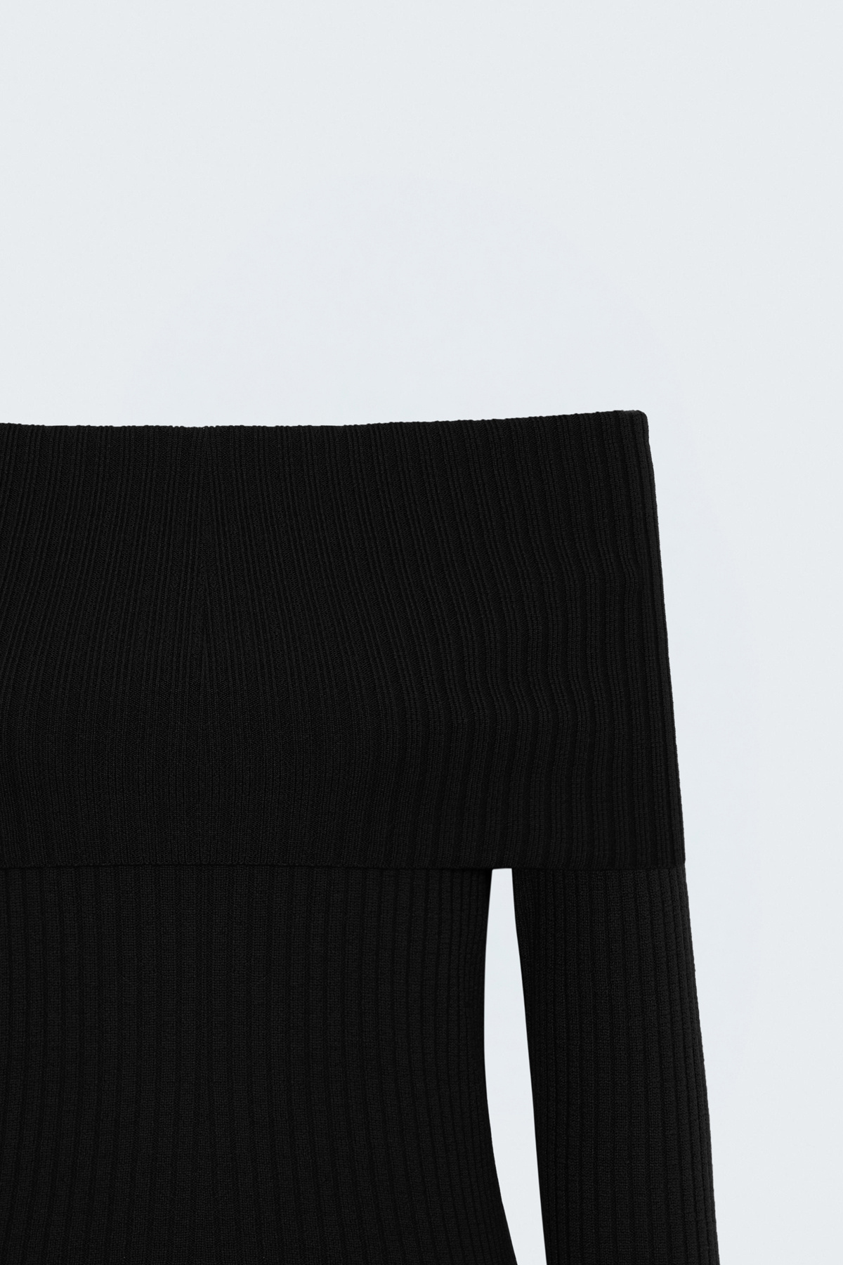 Madonna Collar Sweater - Black