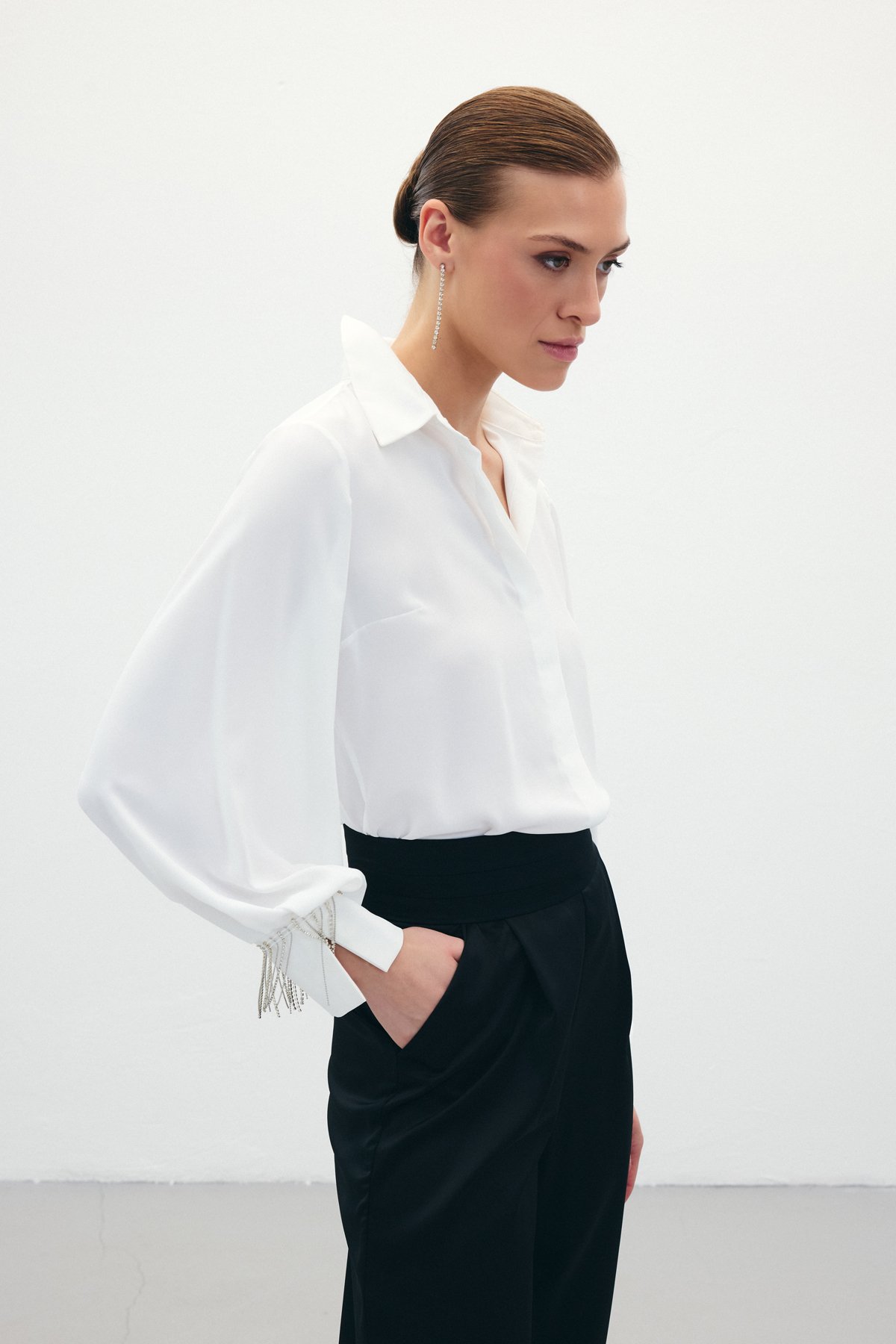 Shirt with Cuffs Accessory - Ecru