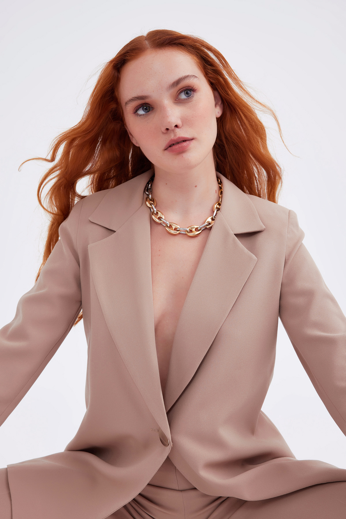 Metal button boyfriend jacket - BEIGE