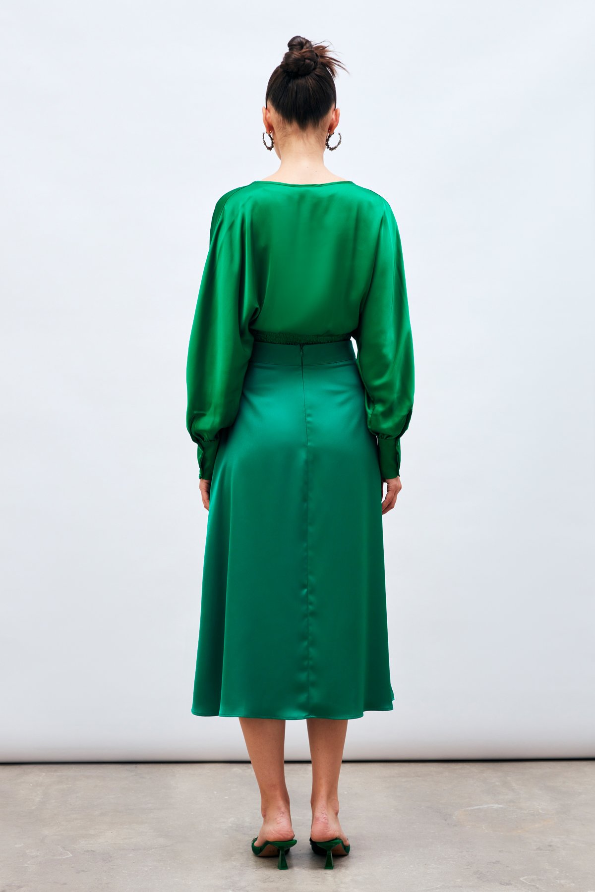 Midi Boy Saten Etek - ZÜMRÜT