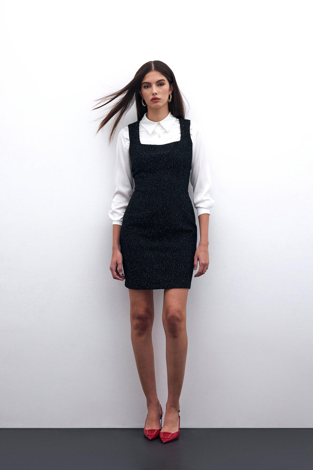 Mini Tüvit Elbise - Siyah