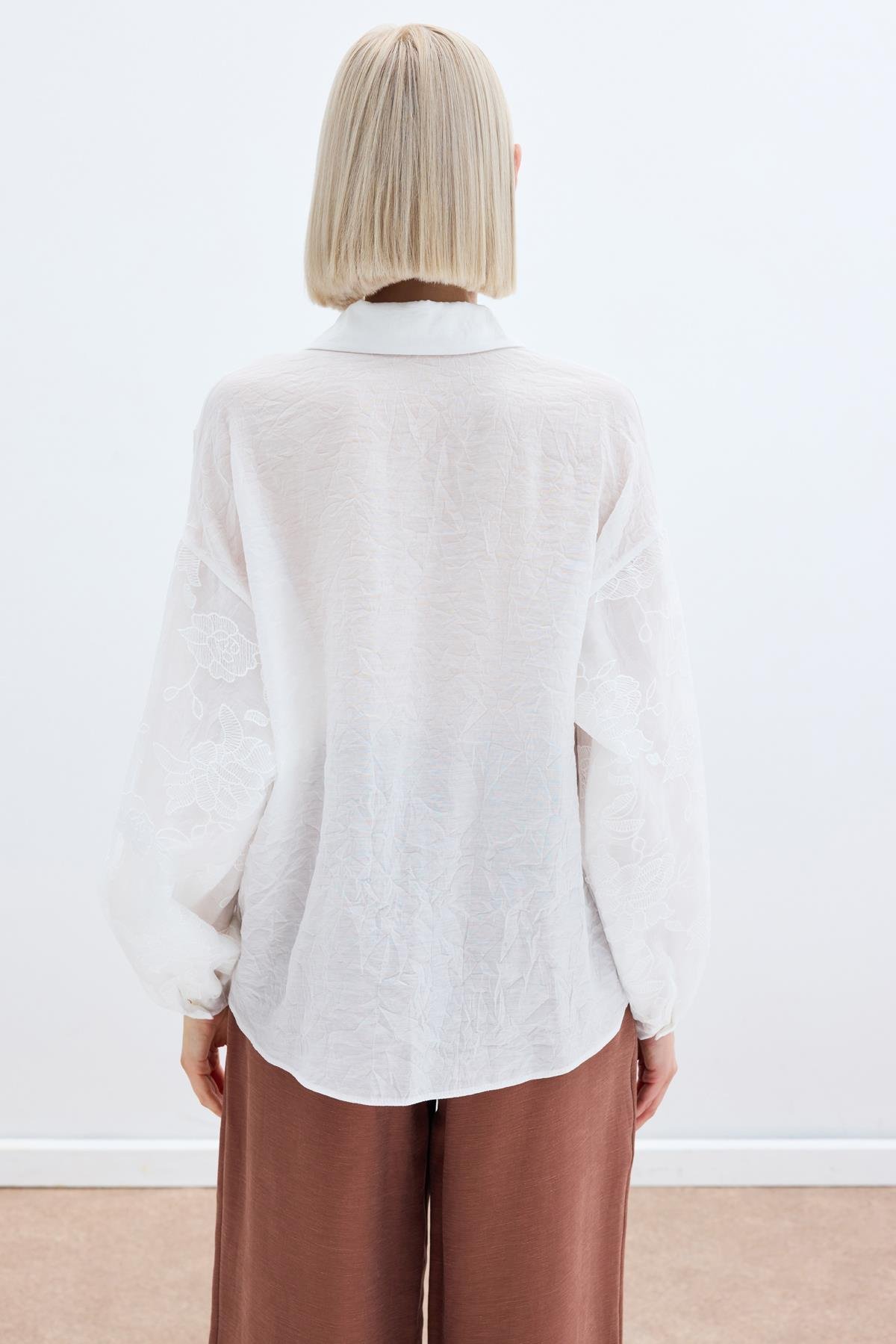Nakış Detaylı Kraşlı Gömlek - Ekru