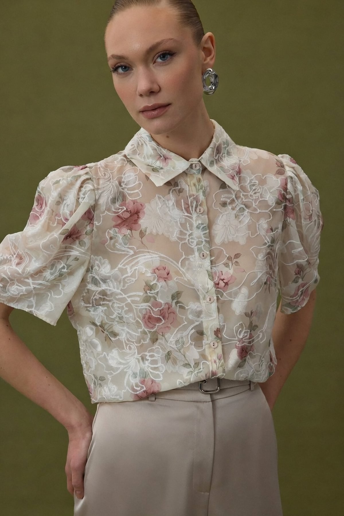 Nakışlı Kısa Kollu Gömlek - Pudra
