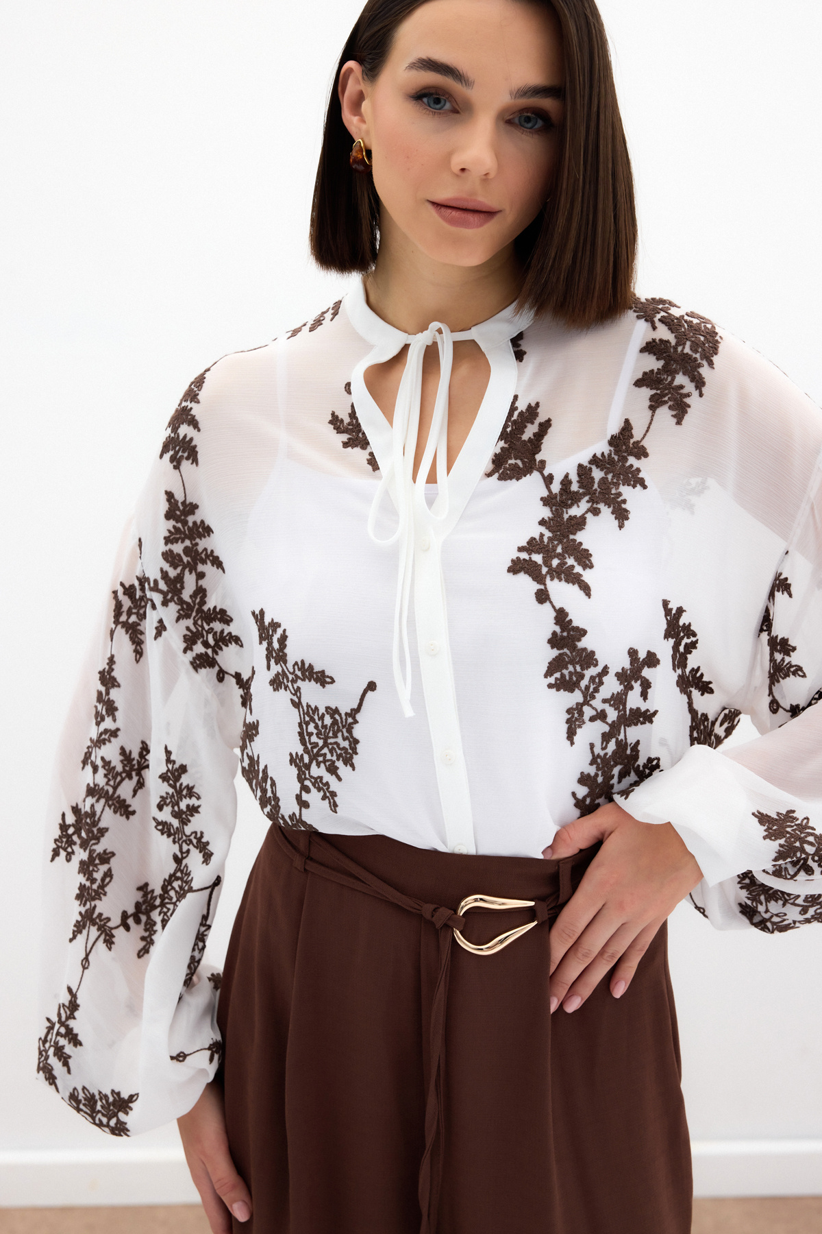 Nakışlı Şifon Gömlek - Kahve