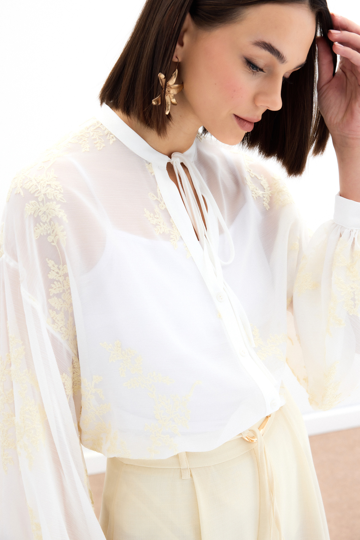 Nakışlı Şifon Gömlek - Krem