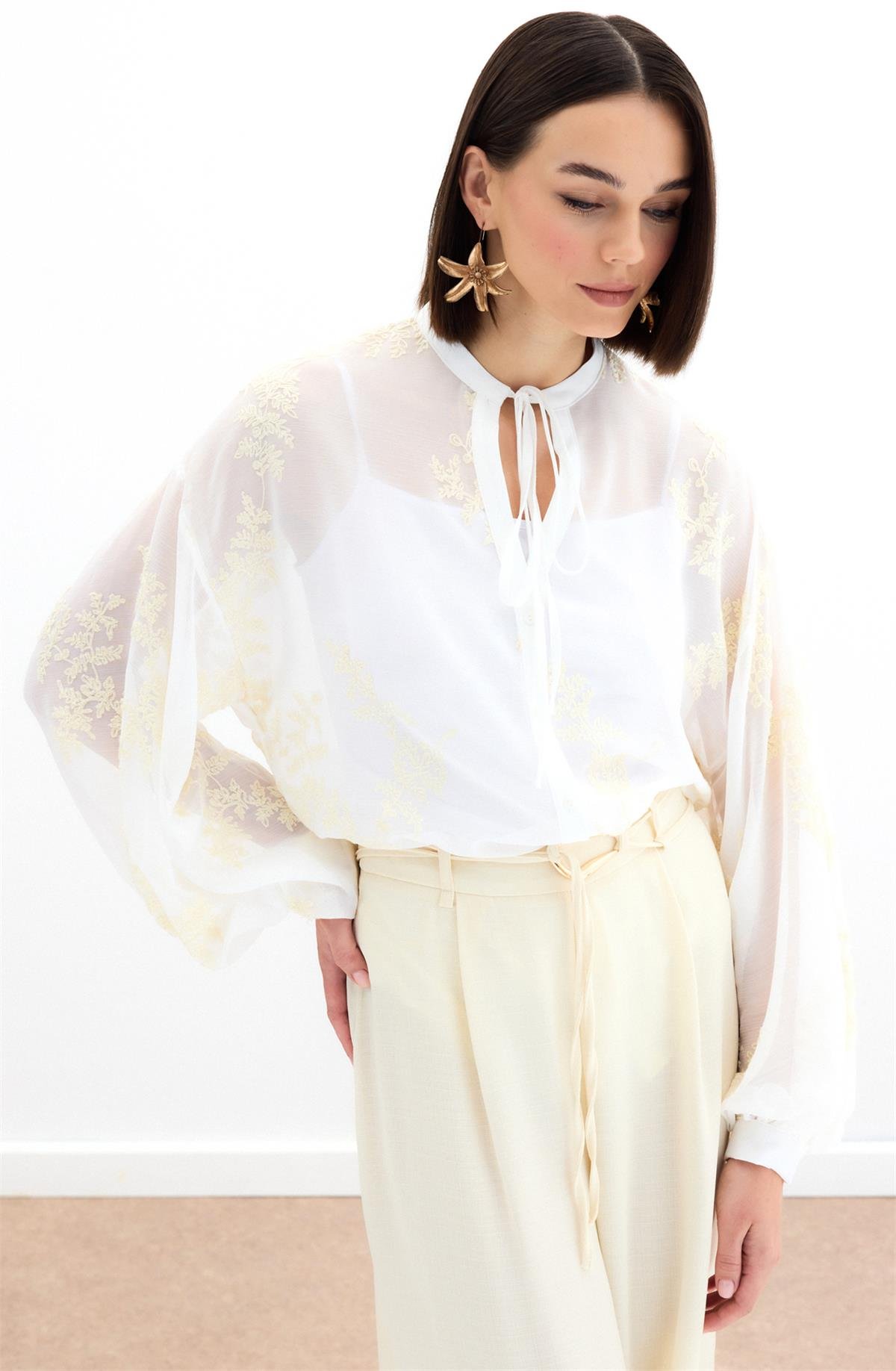 Nakışlı Şifon Gömlek - Krem