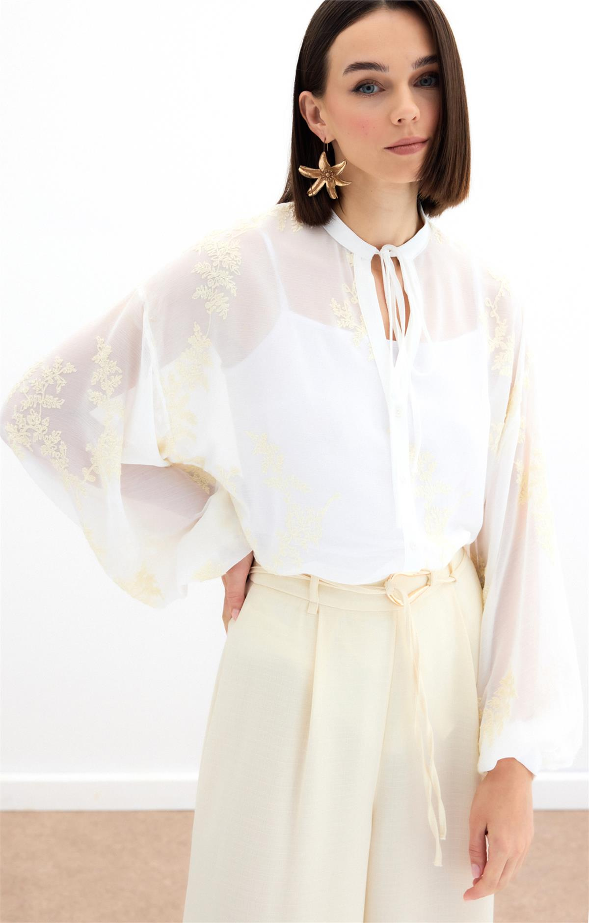 Nakışlı Şifon Gömlek - Krem