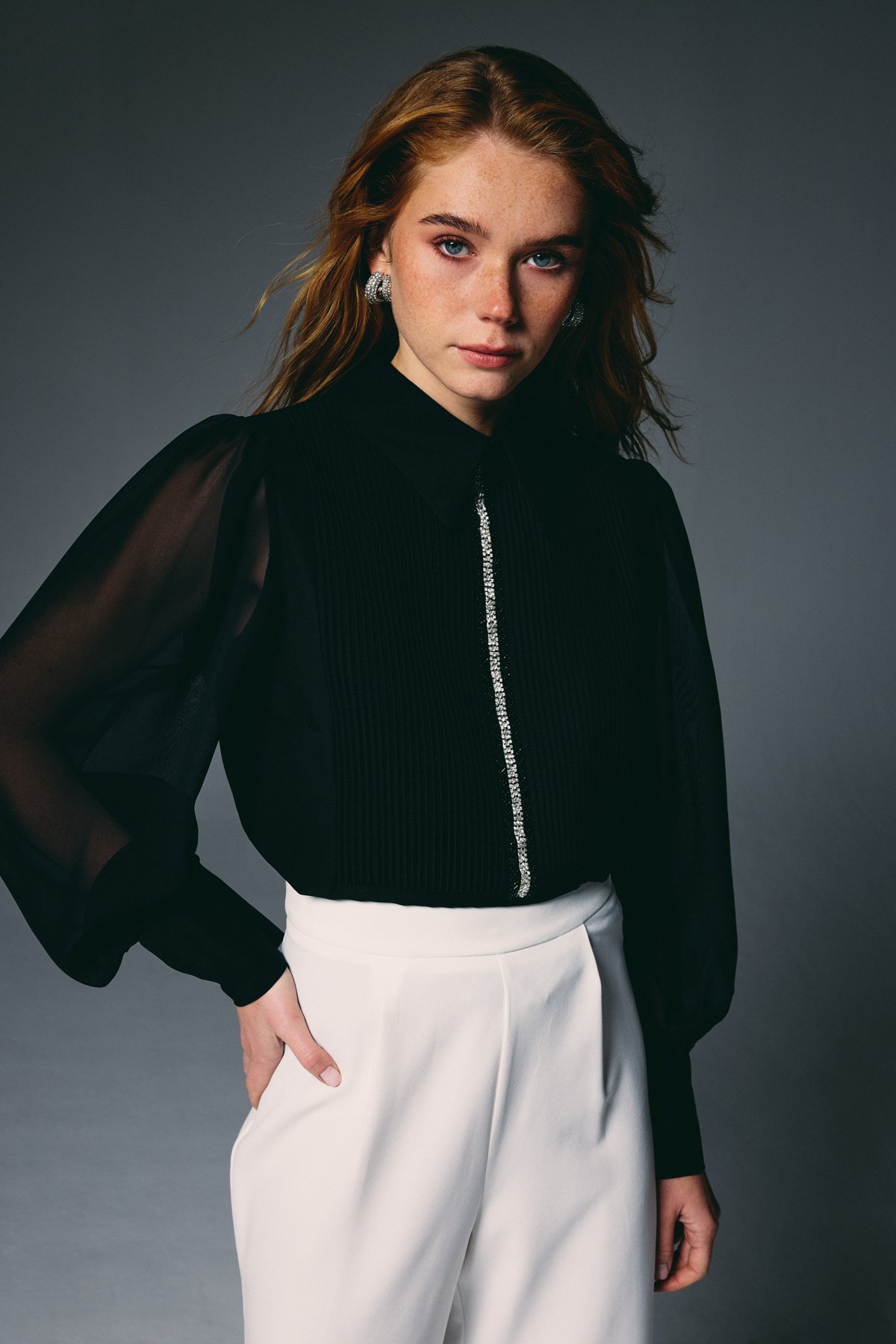 Nervür Detaylı Bluz - Siyah