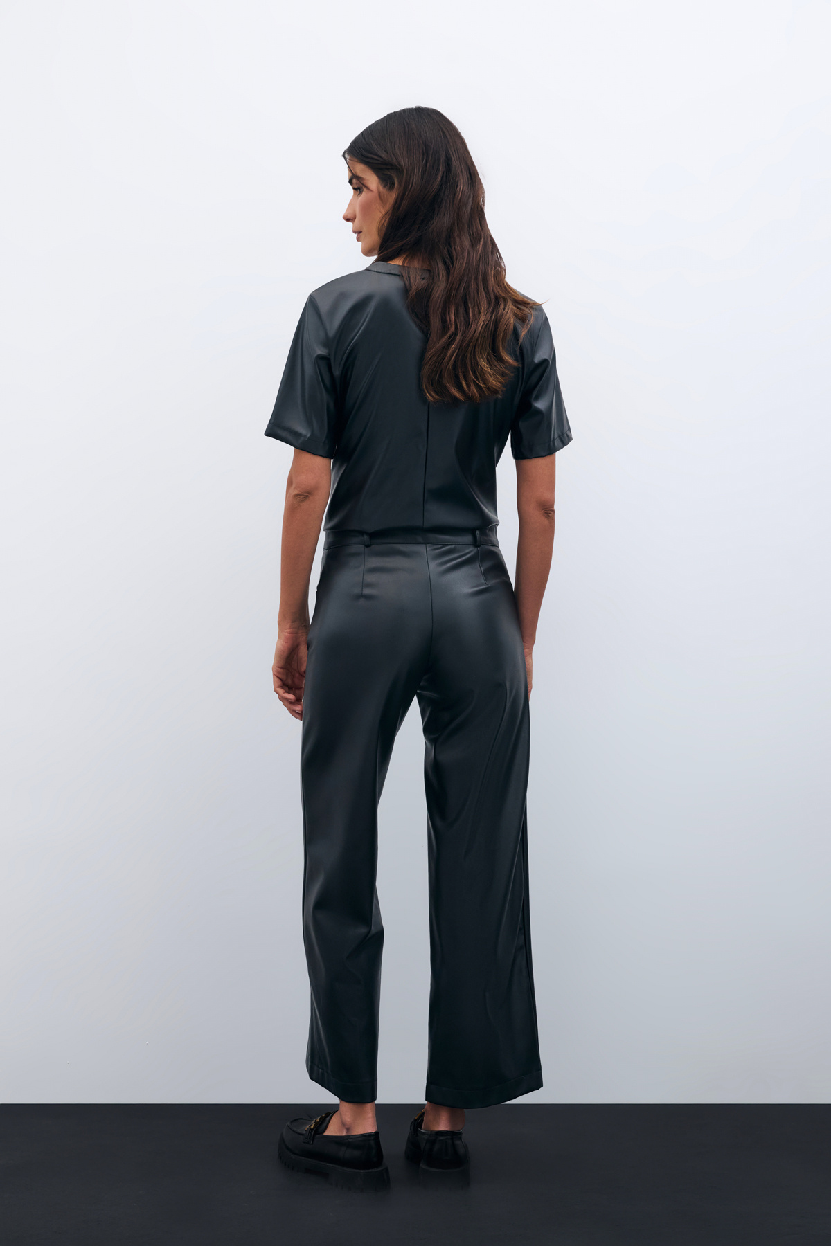 Nervür Detaylı Deri Pantolon - SİYAH