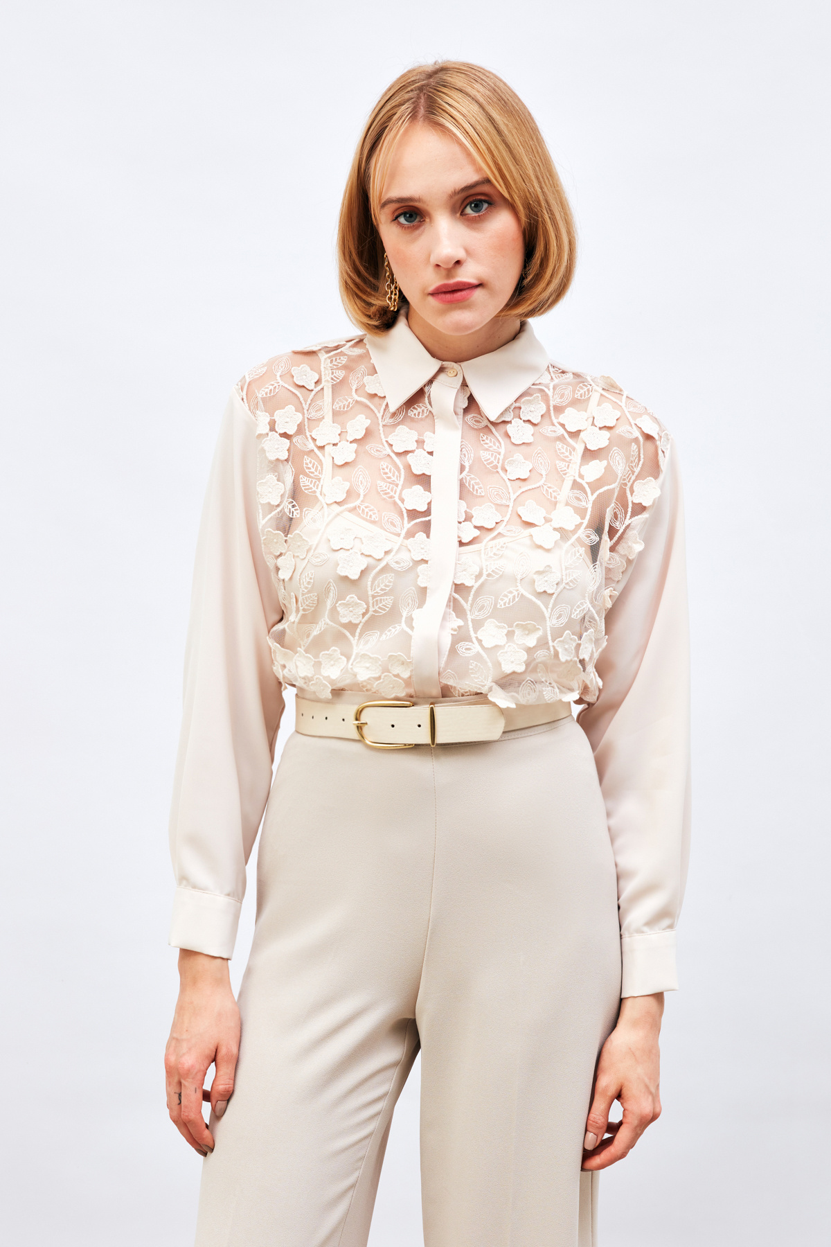 Ön Dantel Detaylı Gömlek - BEJ