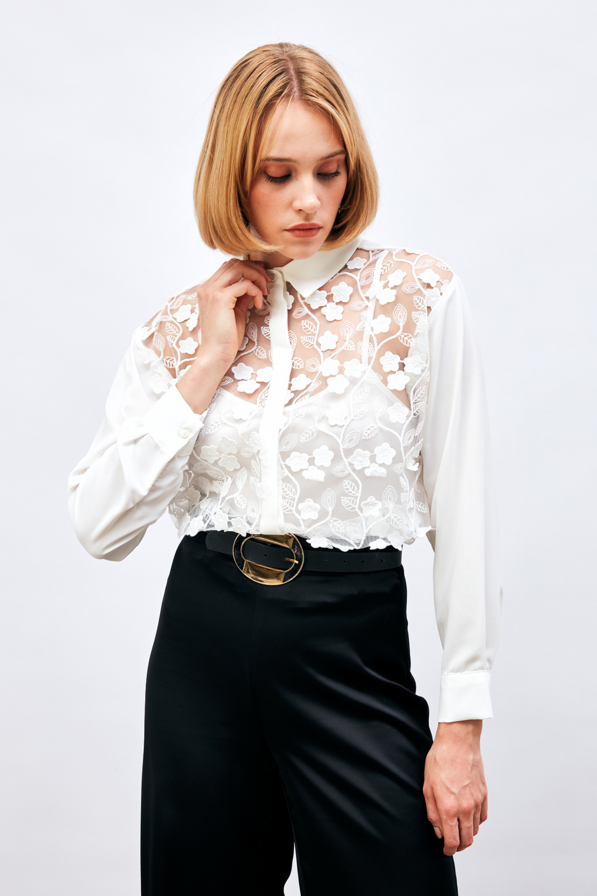 Ön Dantel Detaylı Gömlek - EKRU