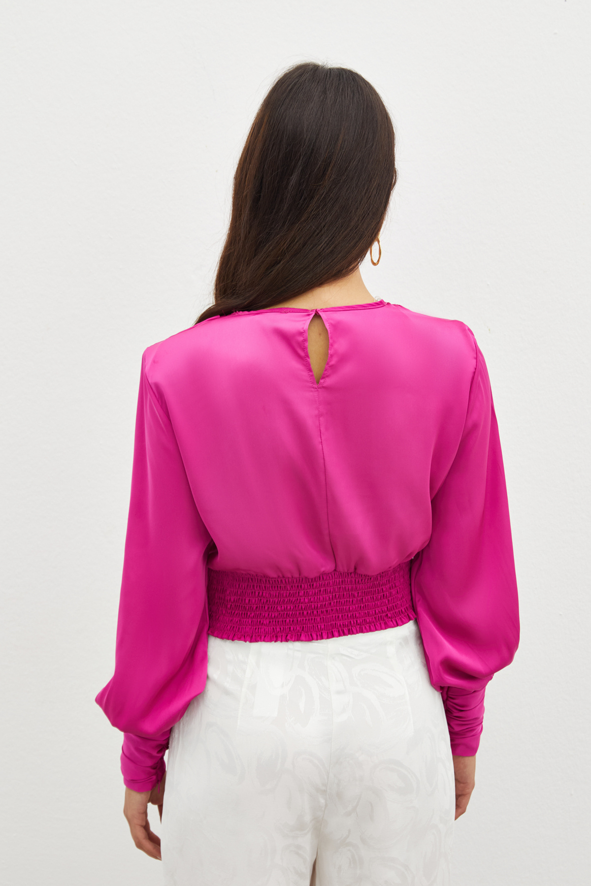 Ön Zincirli Saten Bluz - FUŞYA