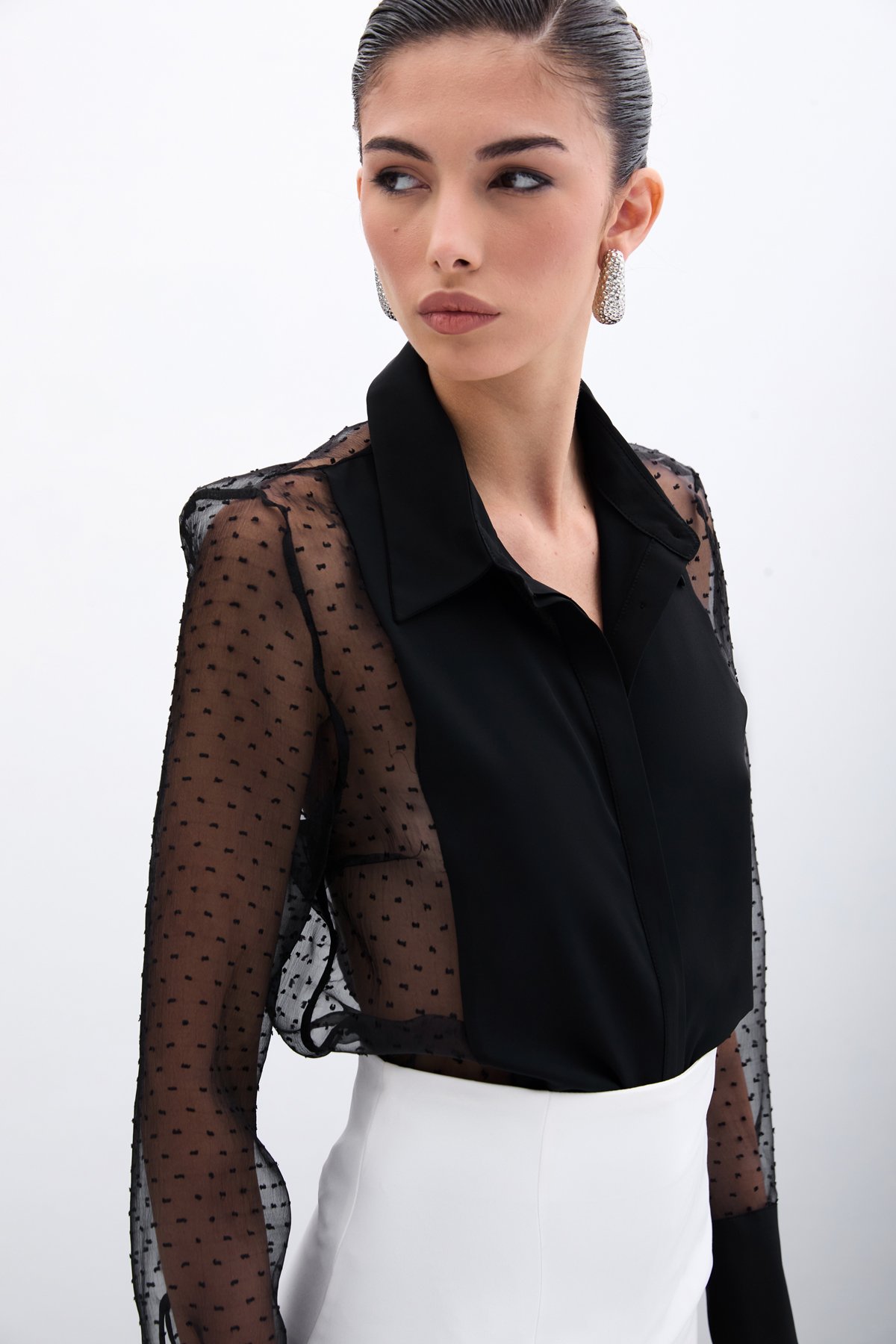 Organze Detaylı Gömlek - Siyah