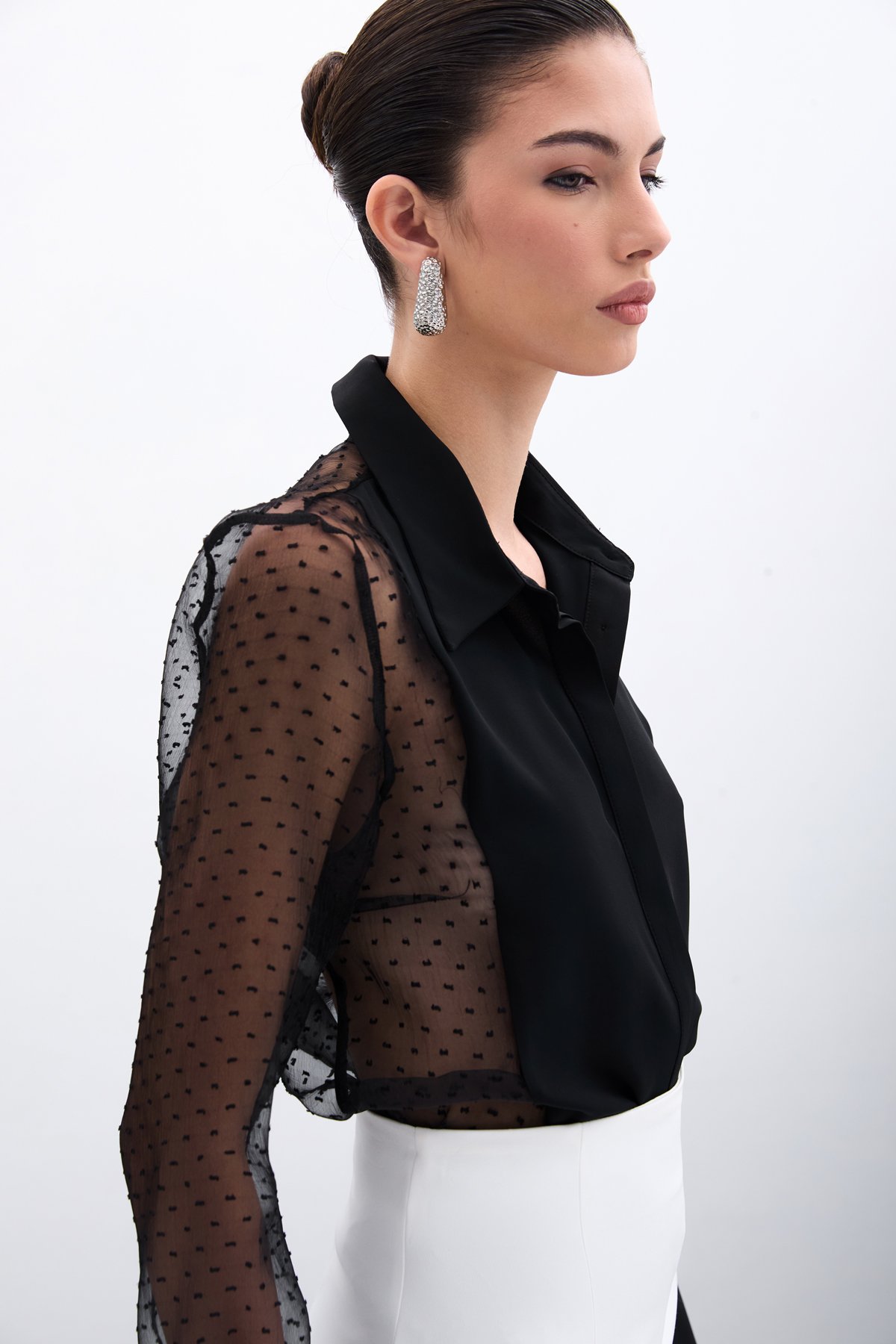 Organze Detaylı Gömlek - Siyah