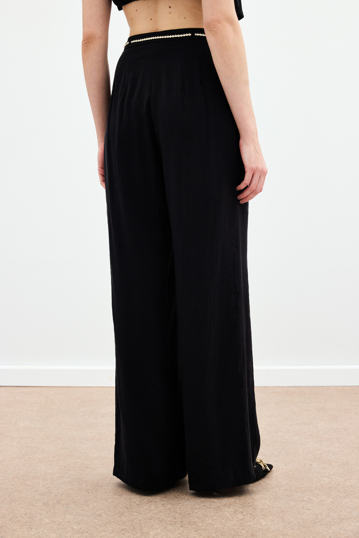 Örgü Kemerli Pantolon - Siyah