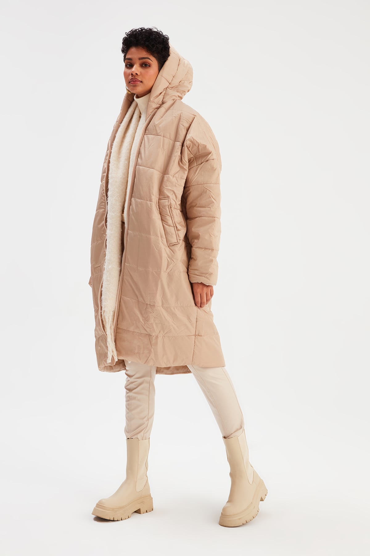 Oversize Kapüşonlu Şişme Mont - BEJ