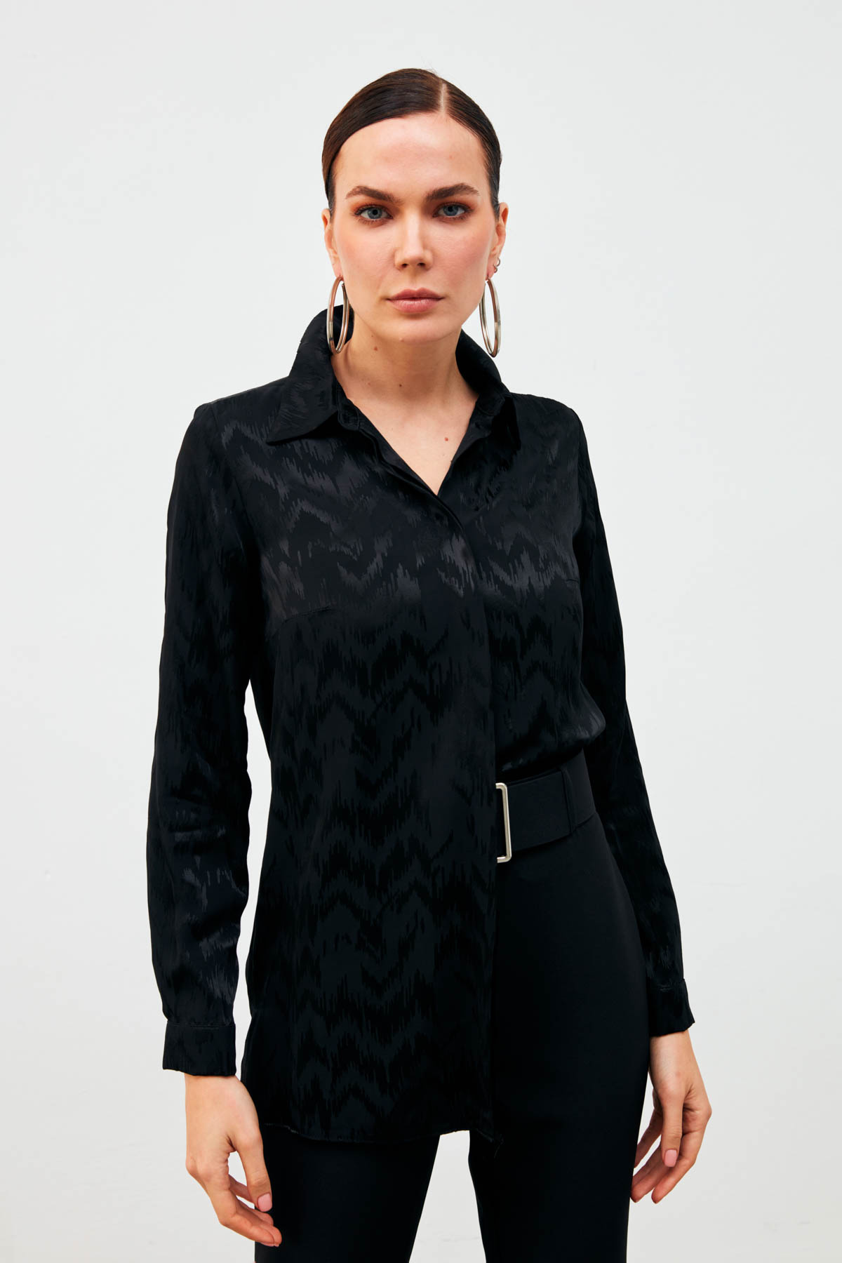 Shiny Patterned Loose Shirt - BLACK