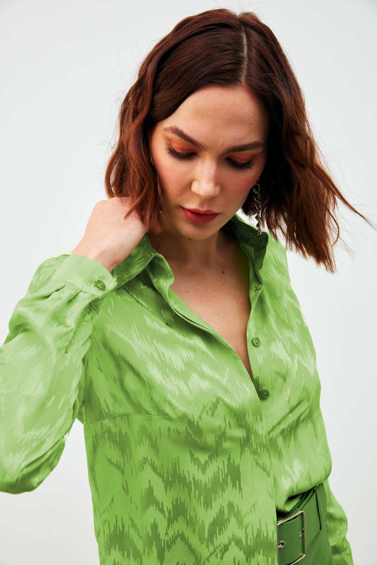 Shiny Patterned Loose Shirt - GREEN