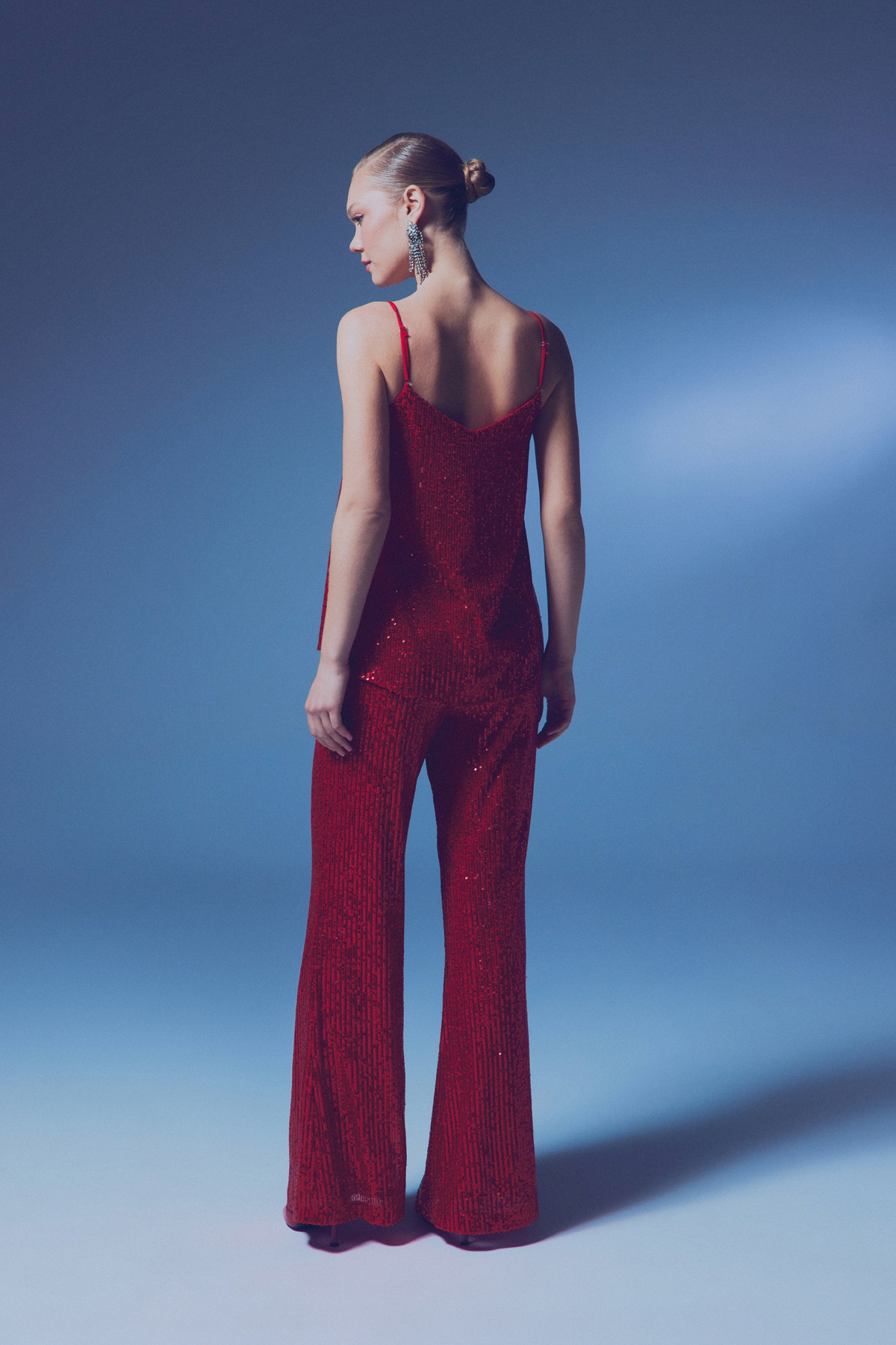 Payet Detaylı Askılı Bluz - KIRMIZI