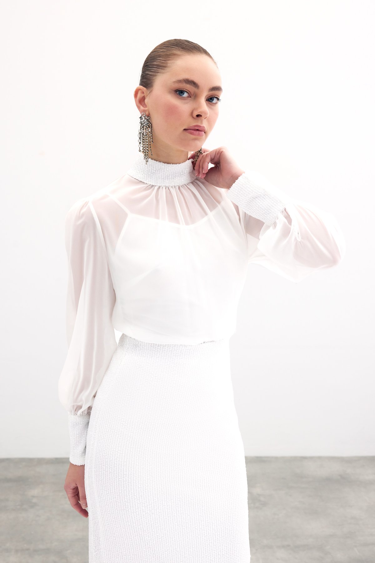 Payet Detaylı Bluz - Ekru