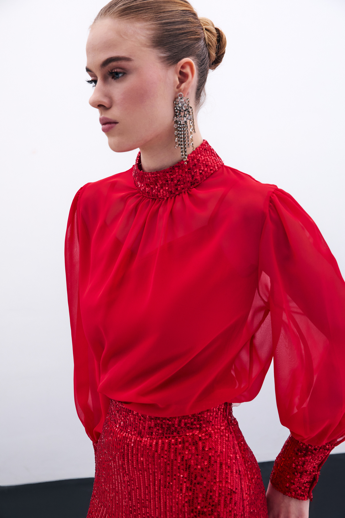 Payet Detaylı Bluz - Kırmızı