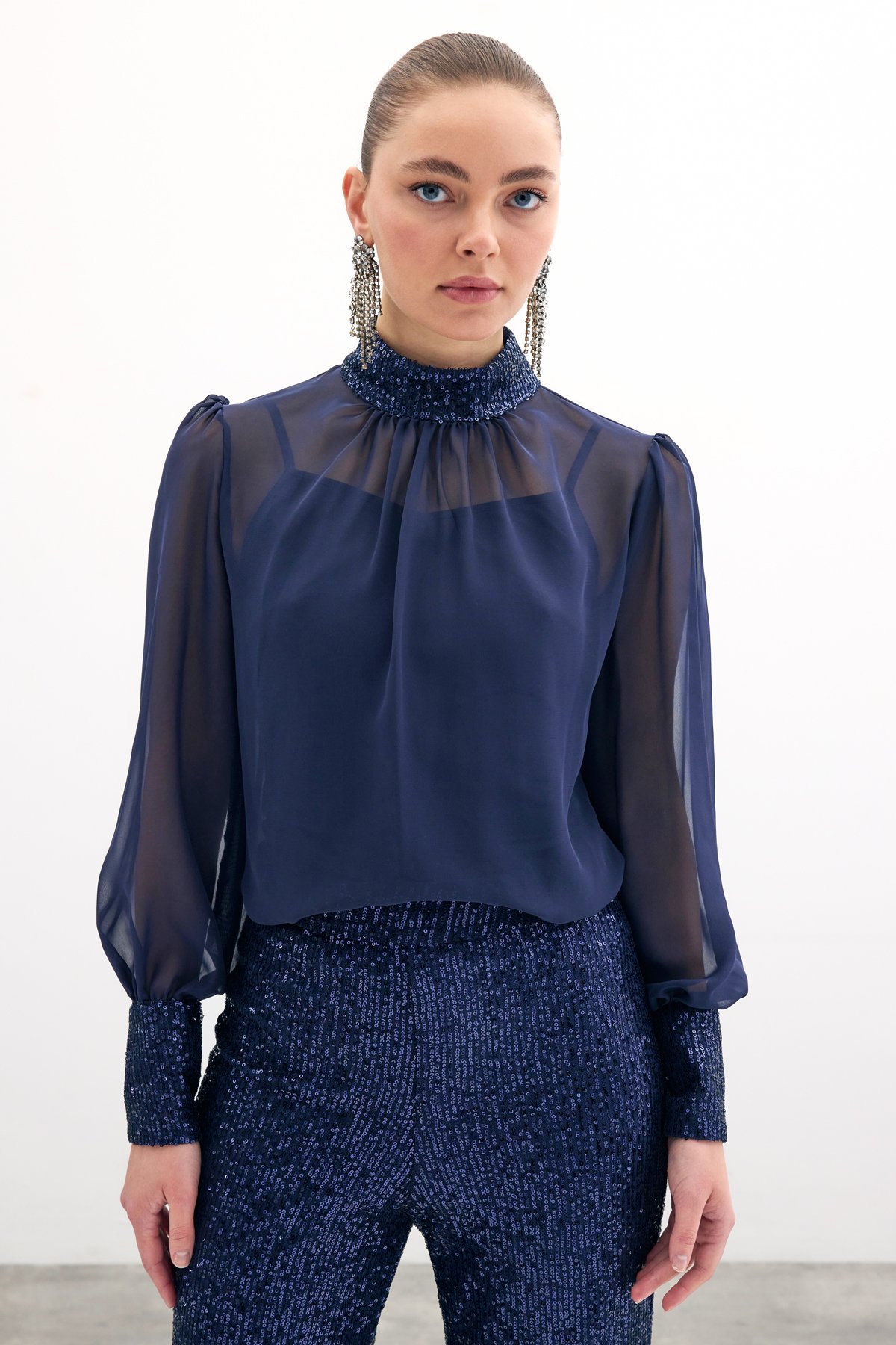 Payet Detaylı Bluz - Lacivert