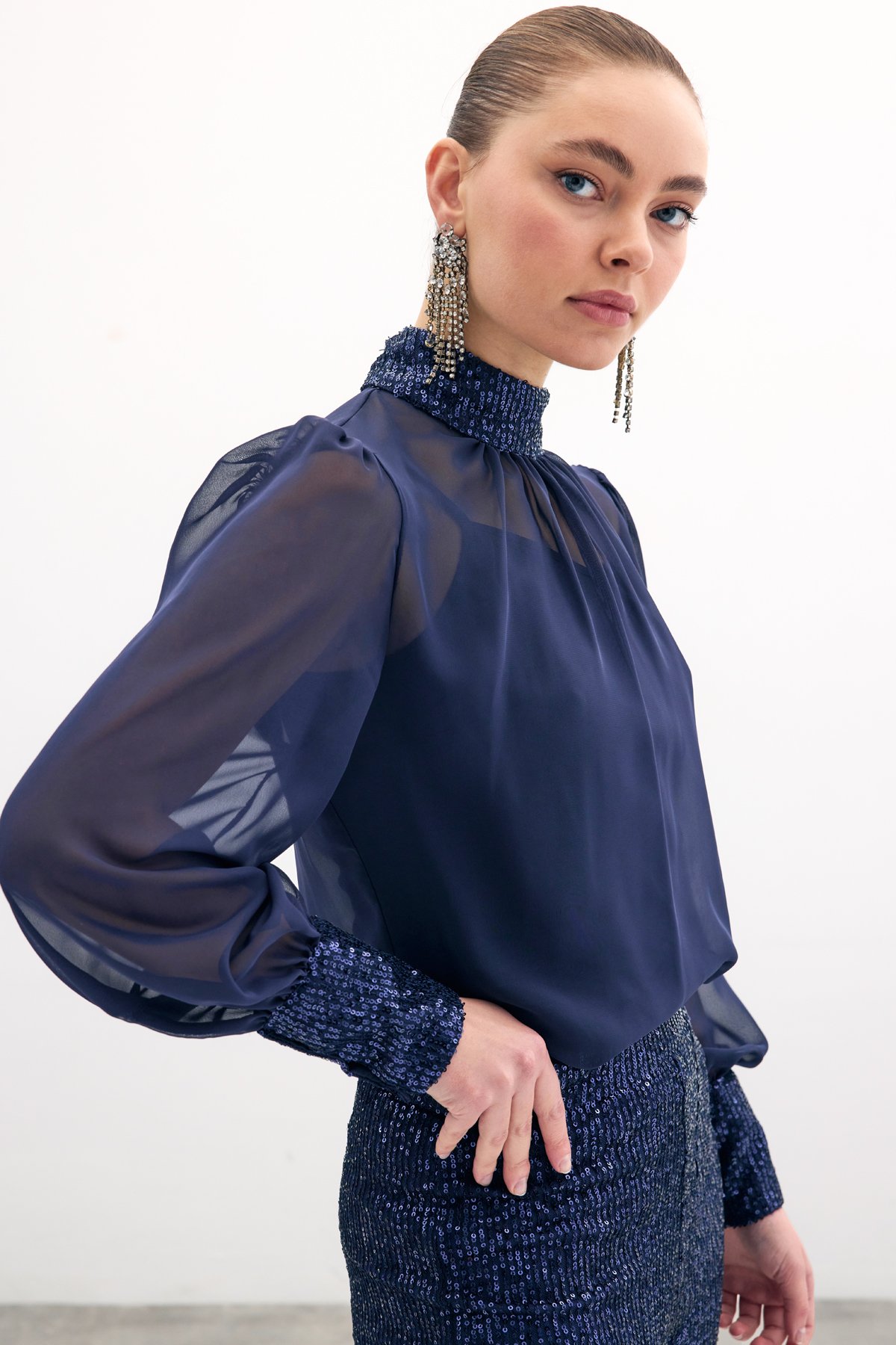 Payet Detaylı Bluz - Lacivert