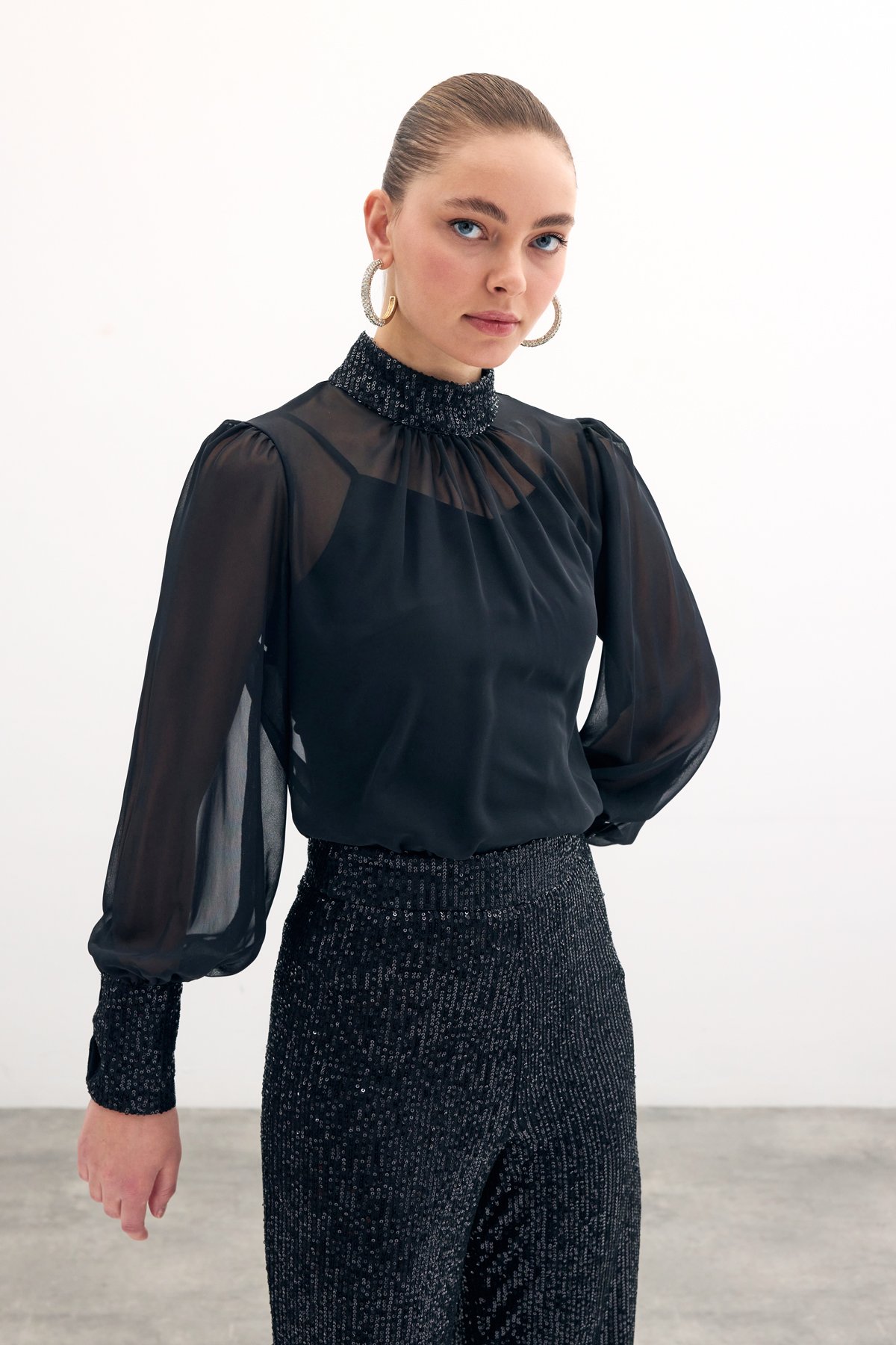 Sequin Detailed Blouse - Black