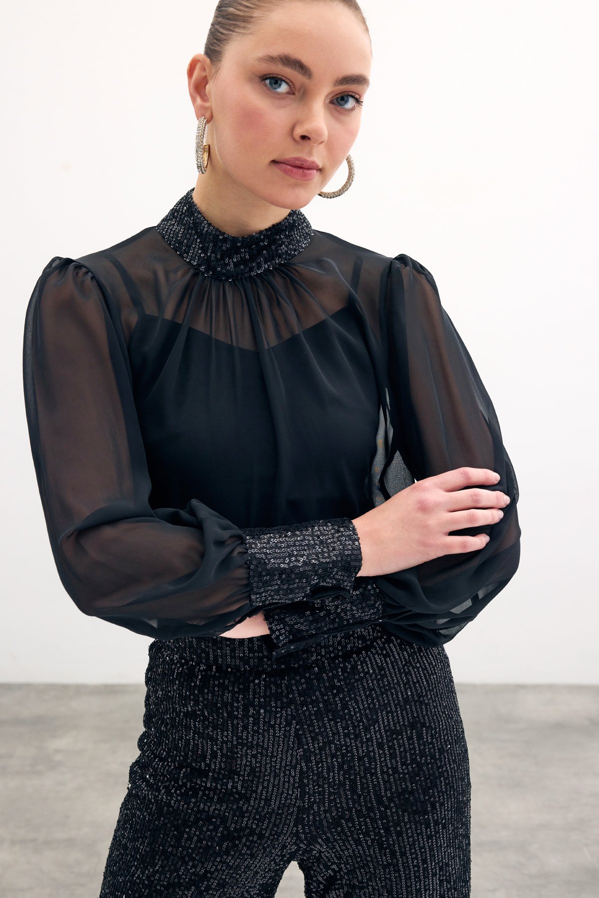 Sequin Detailed Blouse - Black