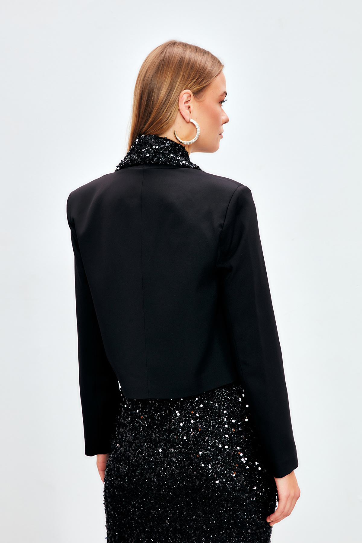 Payet Detaylı Kısa Ceket - SİYAH