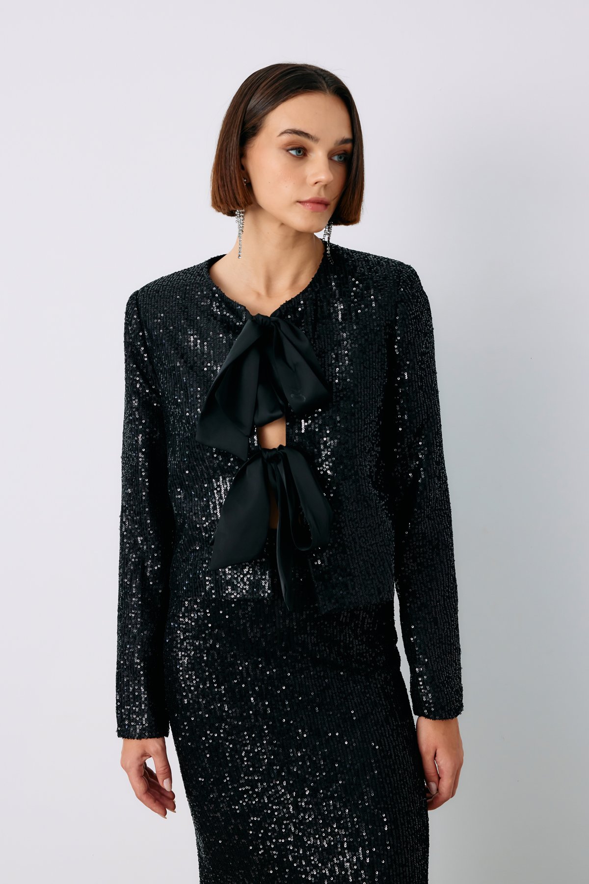 Payetli Kısa Ceket - Siyah