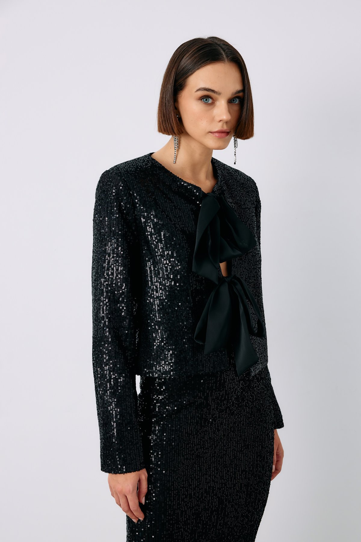 Payetli Kısa Ceket - Siyah
