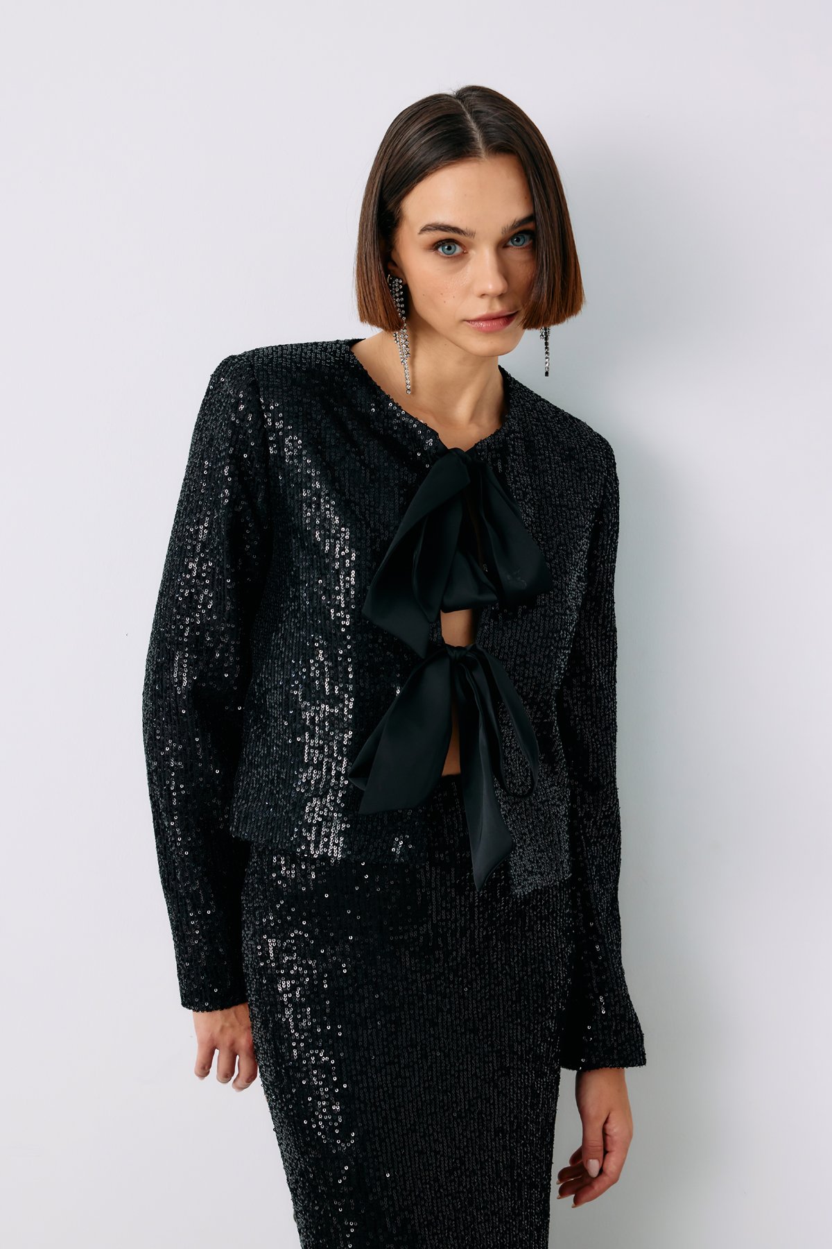 Payetli Kısa Ceket - Siyah