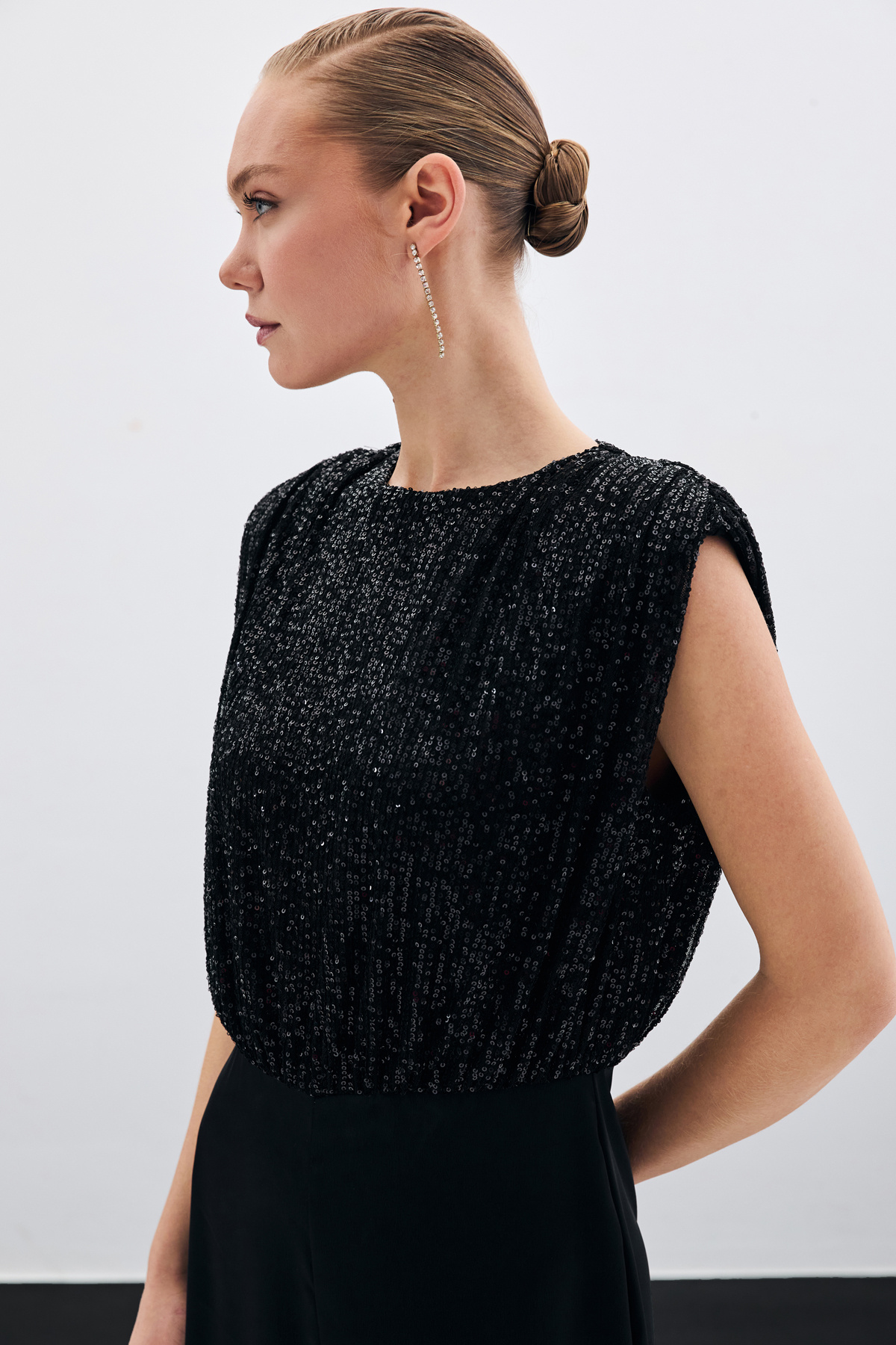 Payetli Saten Tulum - Siyah