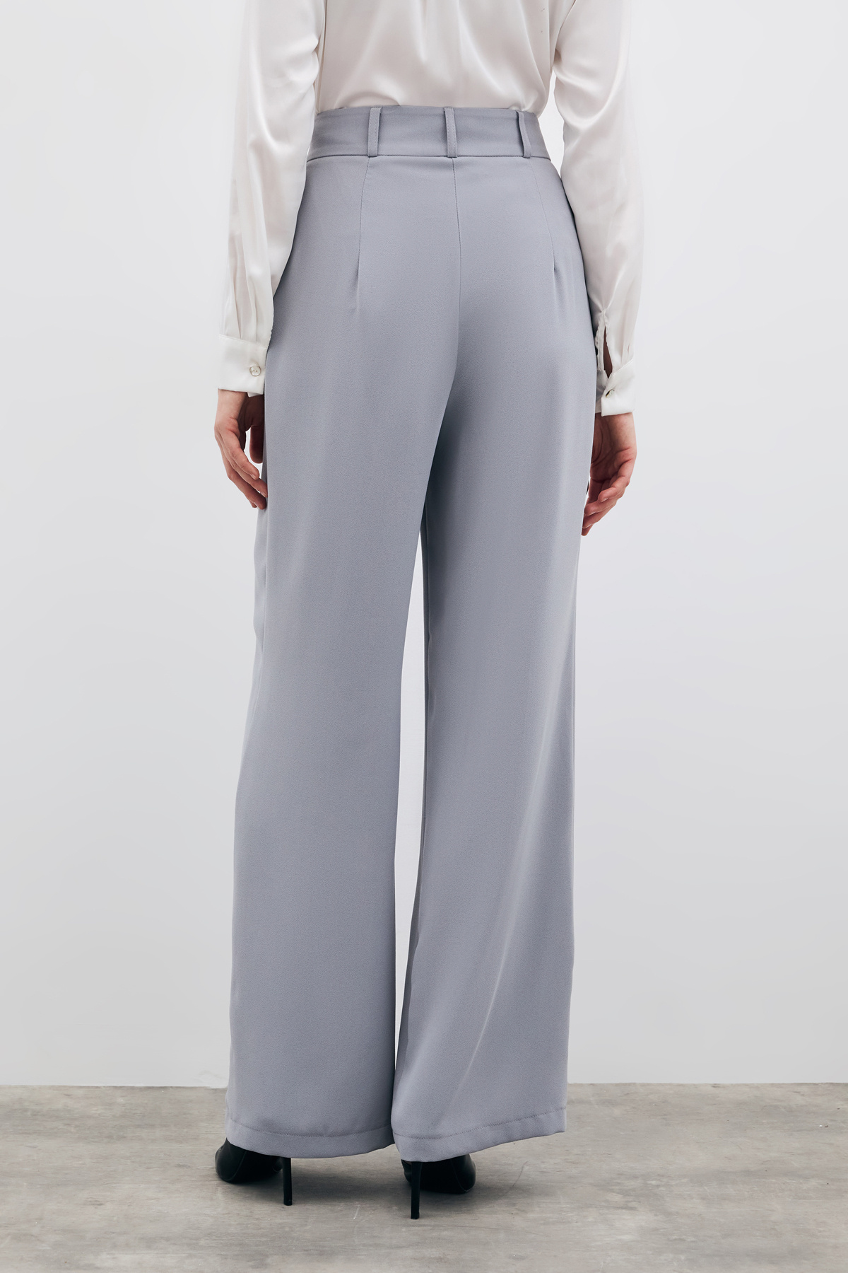 Pileli Krep Pantolon - Gri