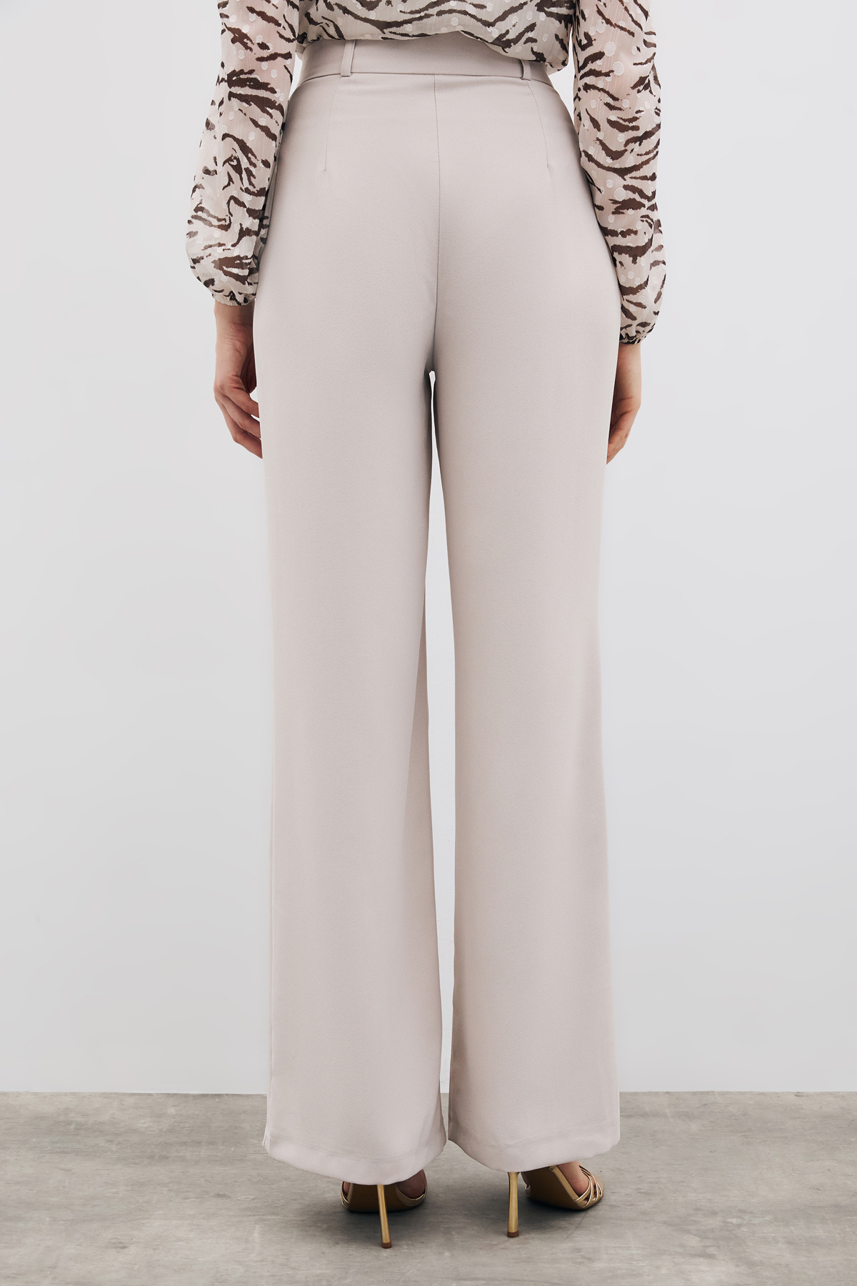 Pileli Krep Pantolon - Taş