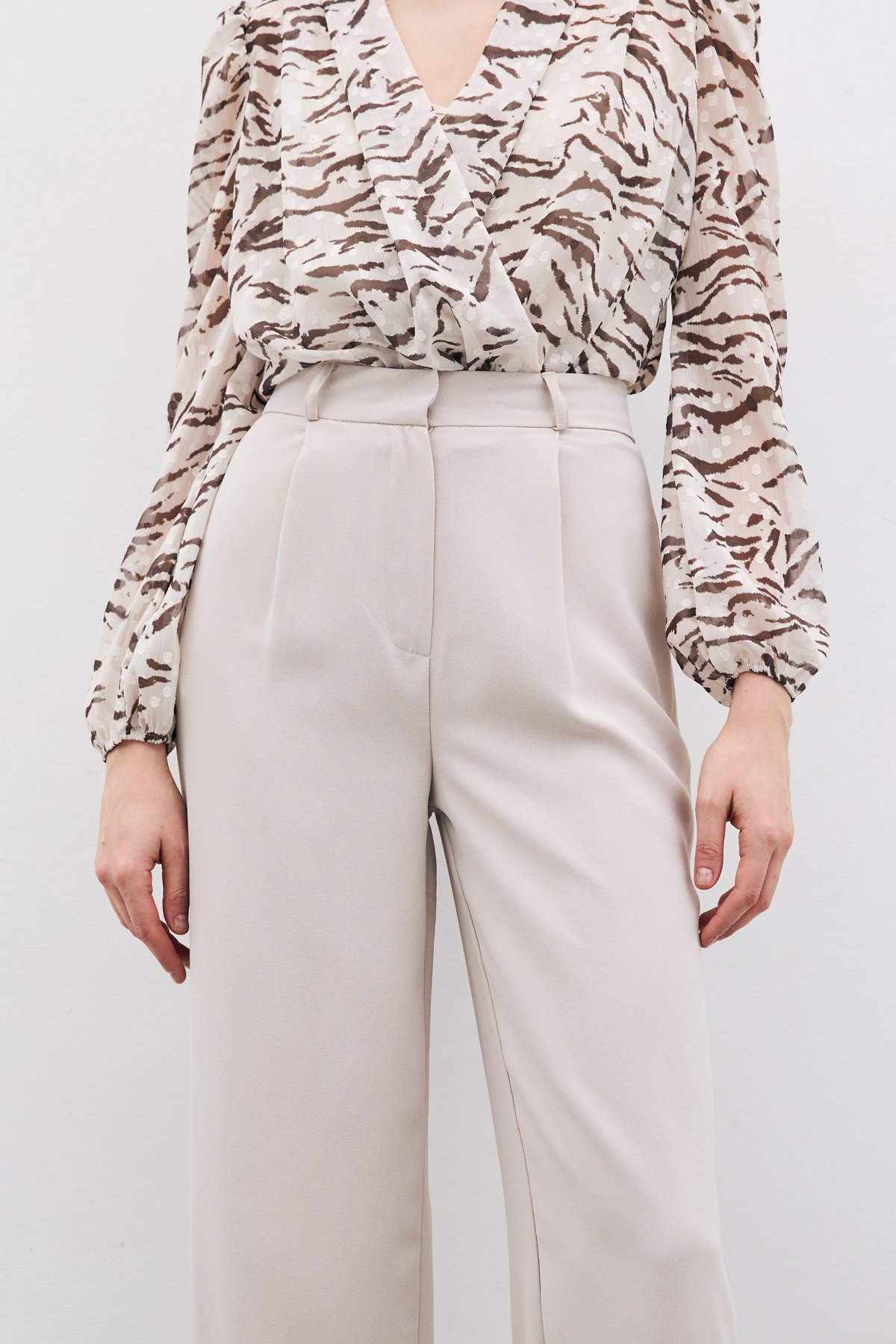 Pileli Krep Pantolon - Taş