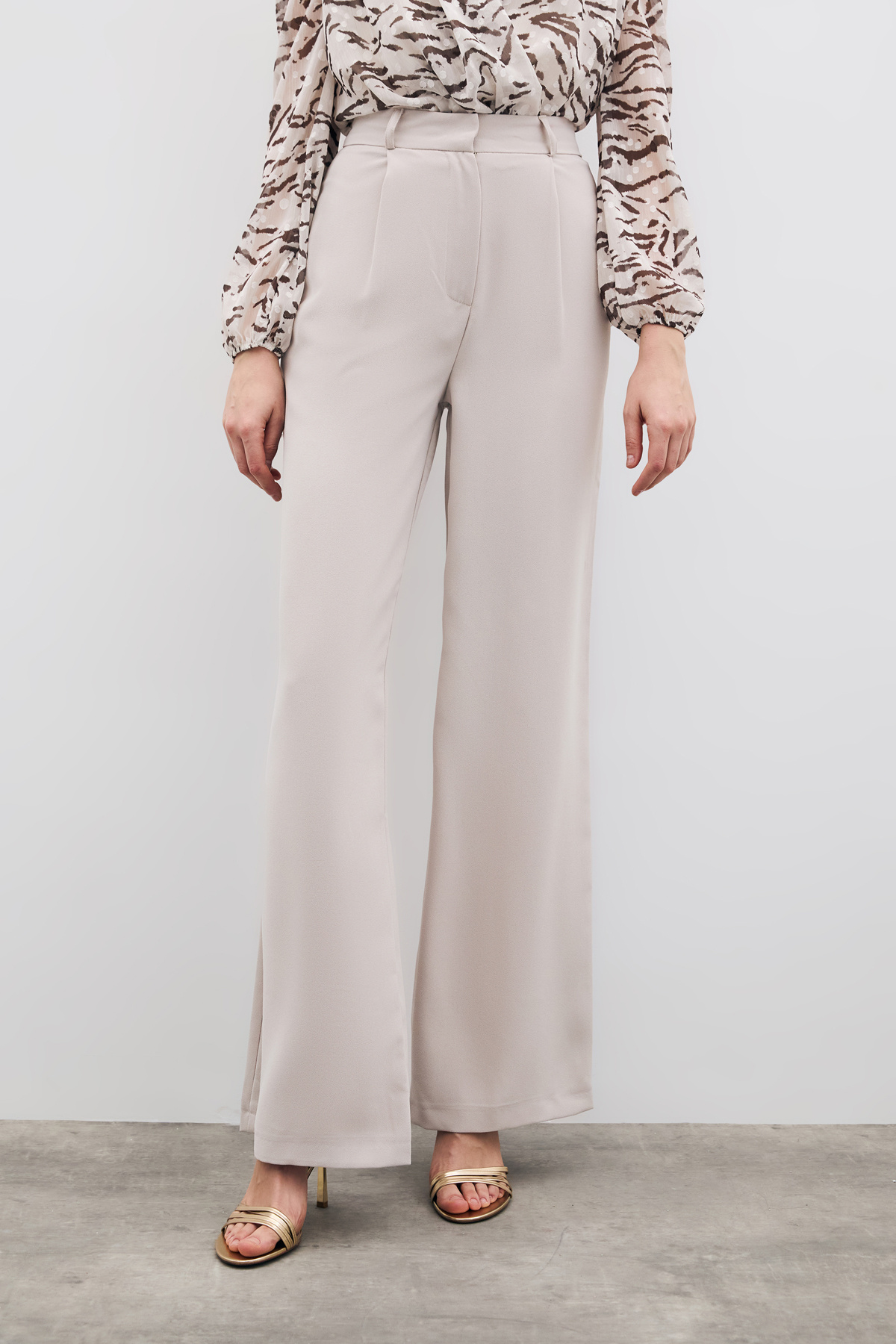 Pileli Krep Pantolon - Taş