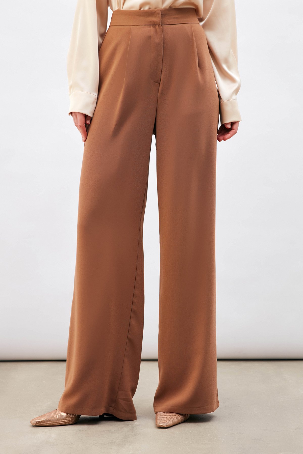 Pileli Krep Pantolon - VİZON