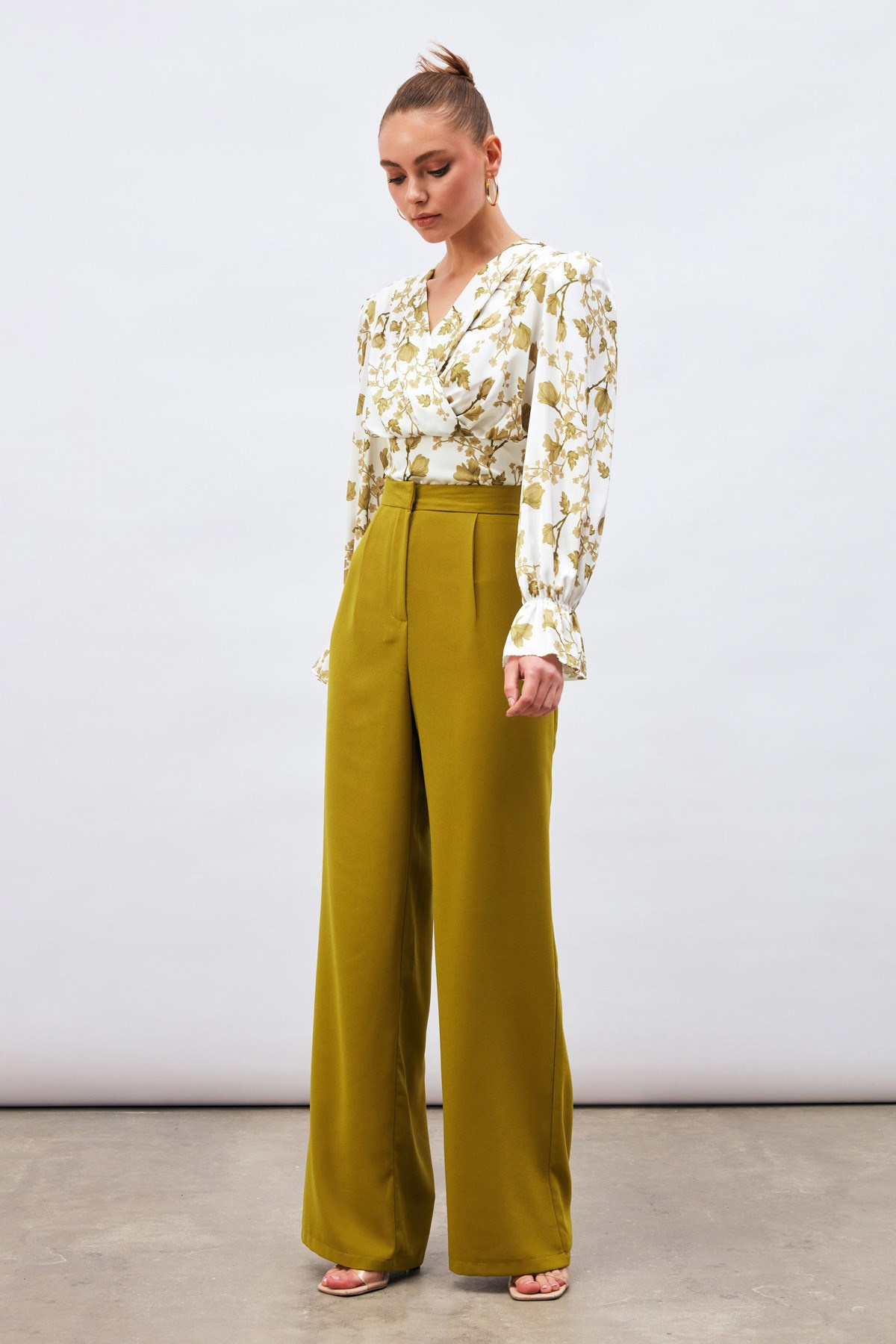 Pileli Krep Pantolon - YAĞ YEŞİLİ