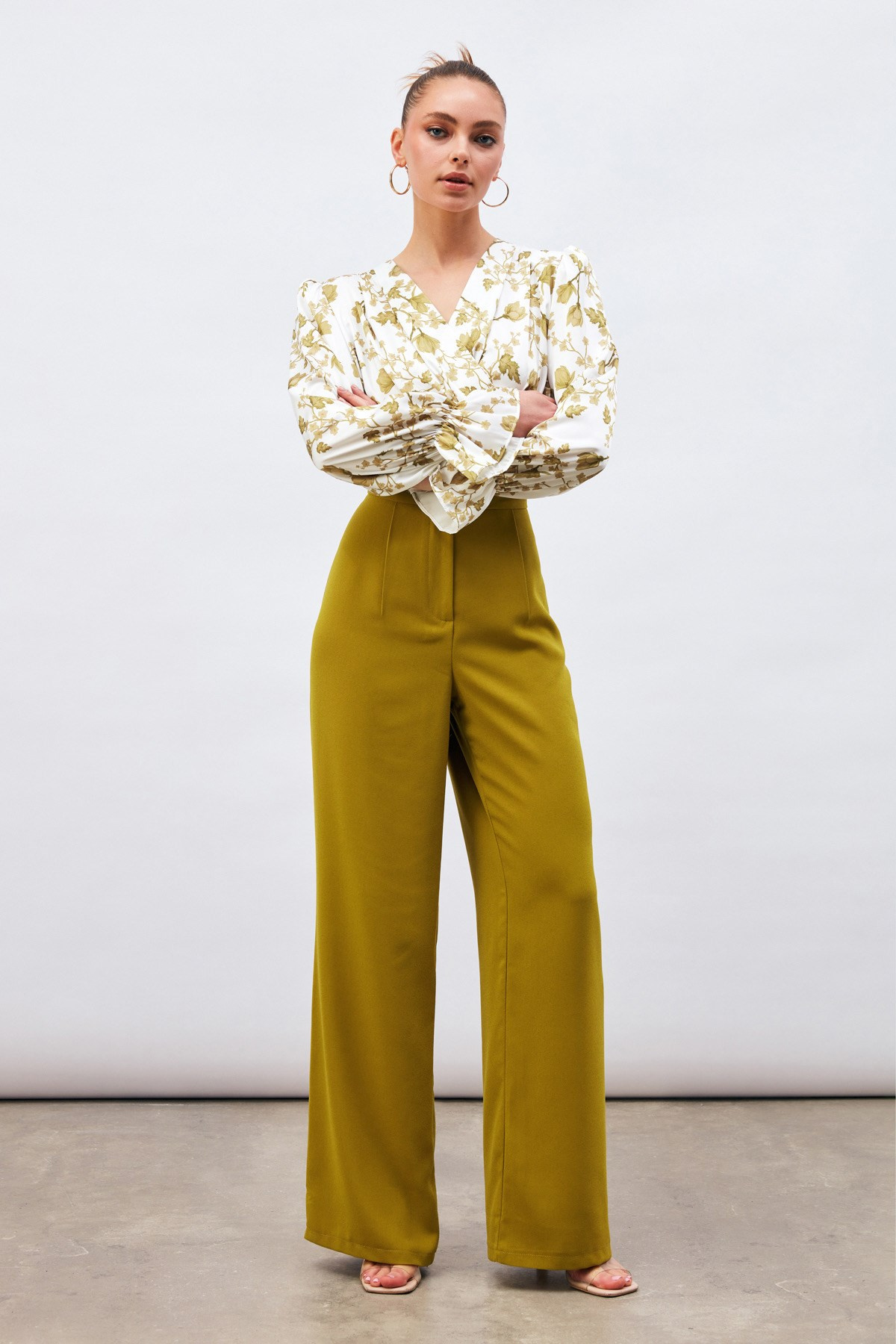 Pileli Krep Pantolon - YAĞ YEŞİLİ