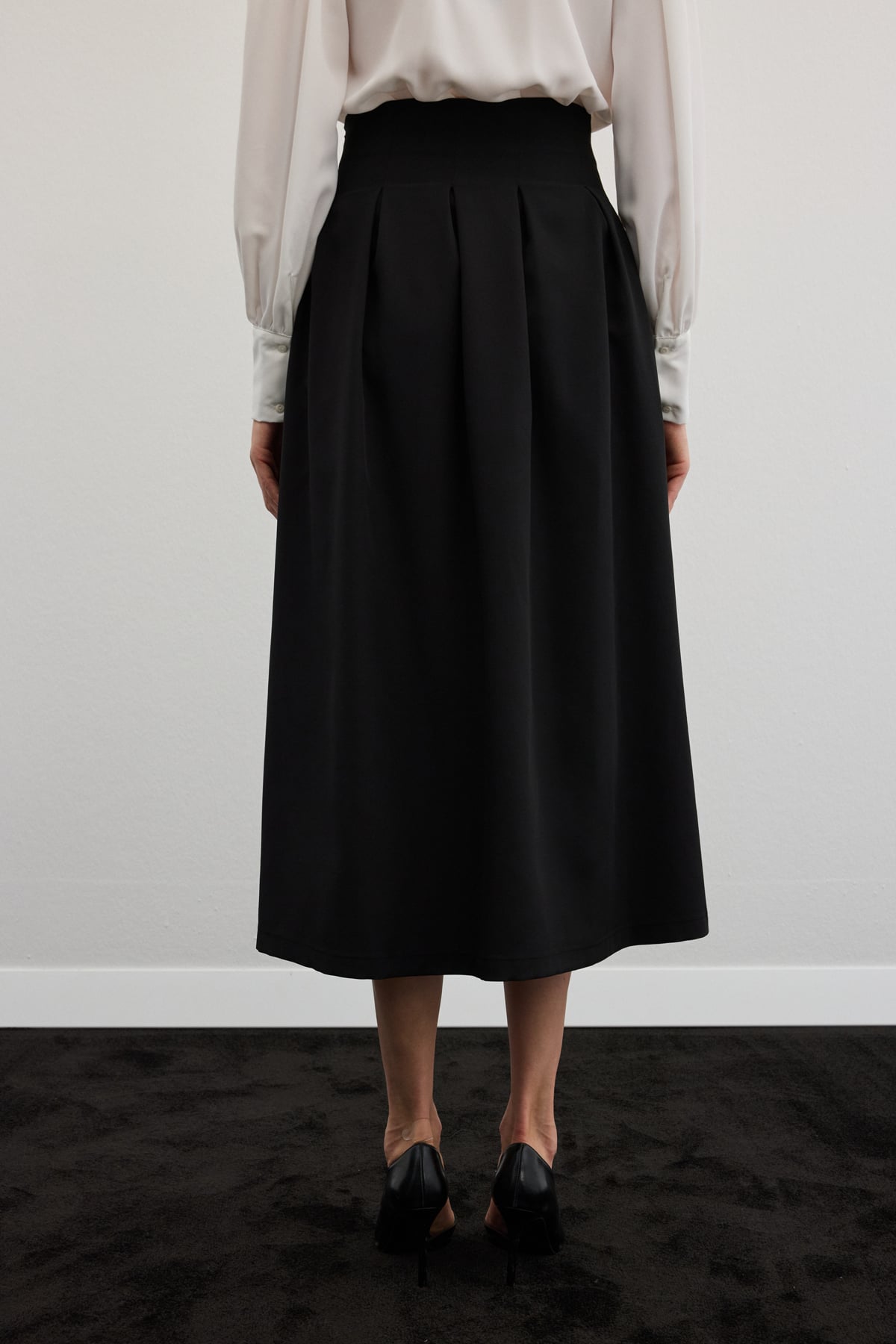 Pleated Midi Skirt - Black