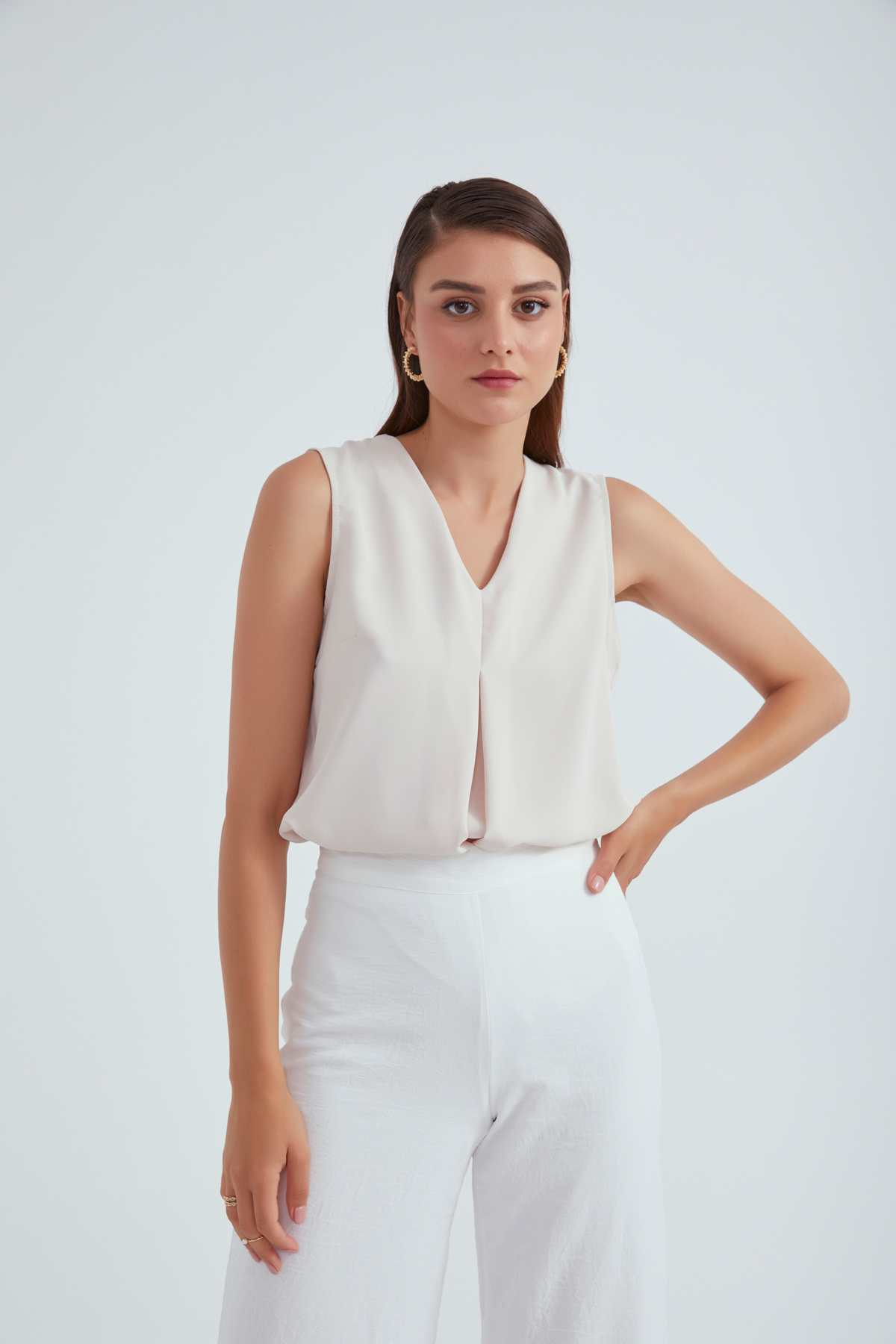 Pili detaylı şifon bluz - BEJ