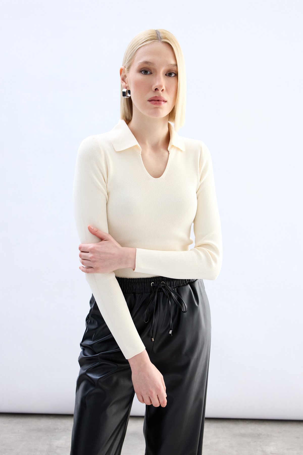 Polo Collar Knitwear - Ecru