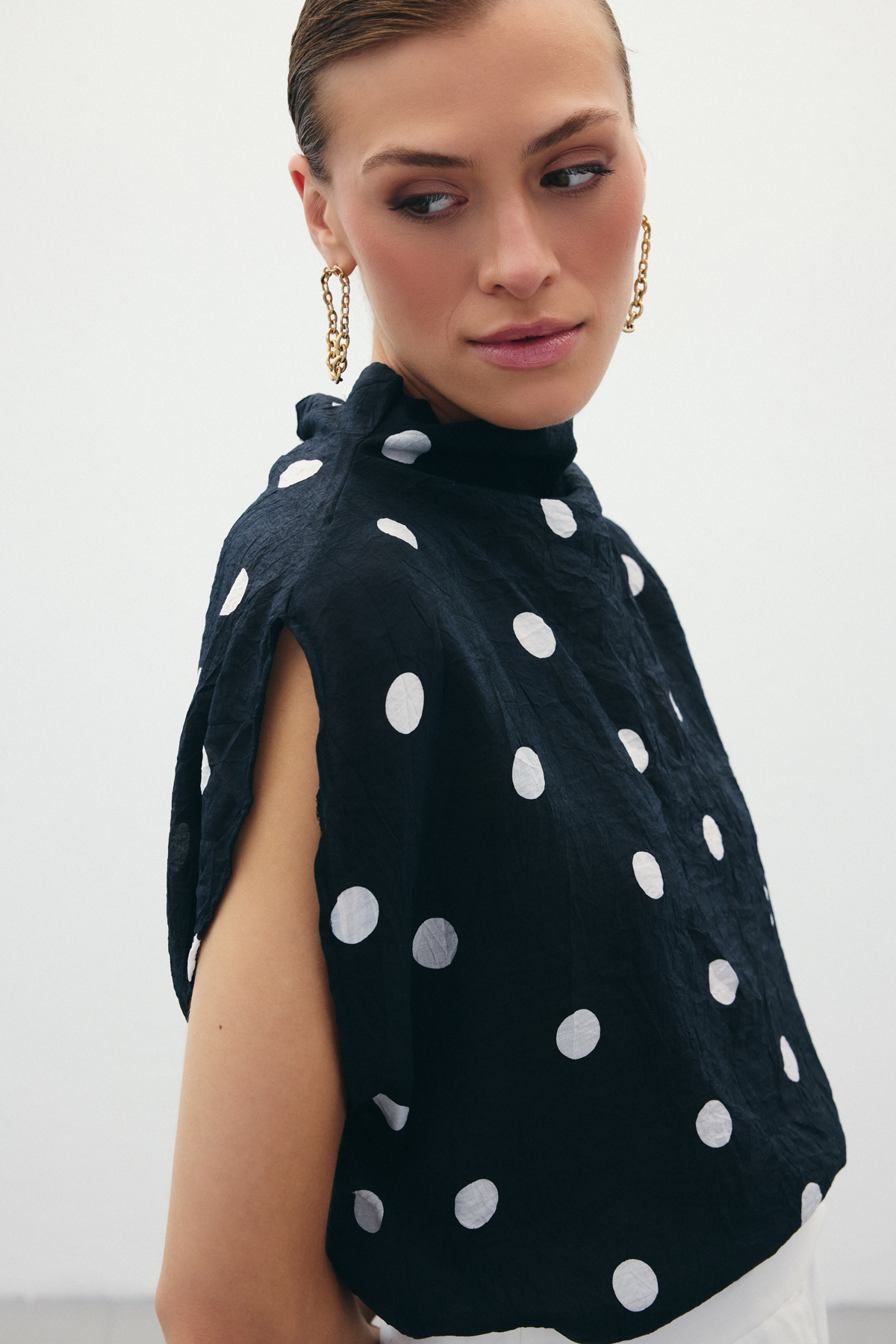 Puantiye Desenli Bluz - Siyah