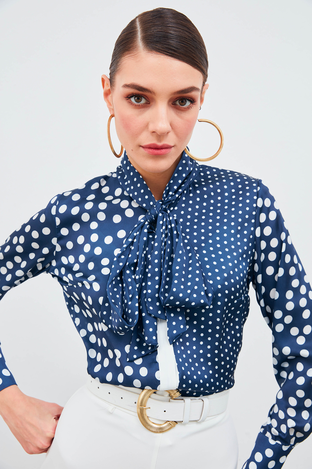 Polka Dot Patterned Scarf Shirt - BLUE