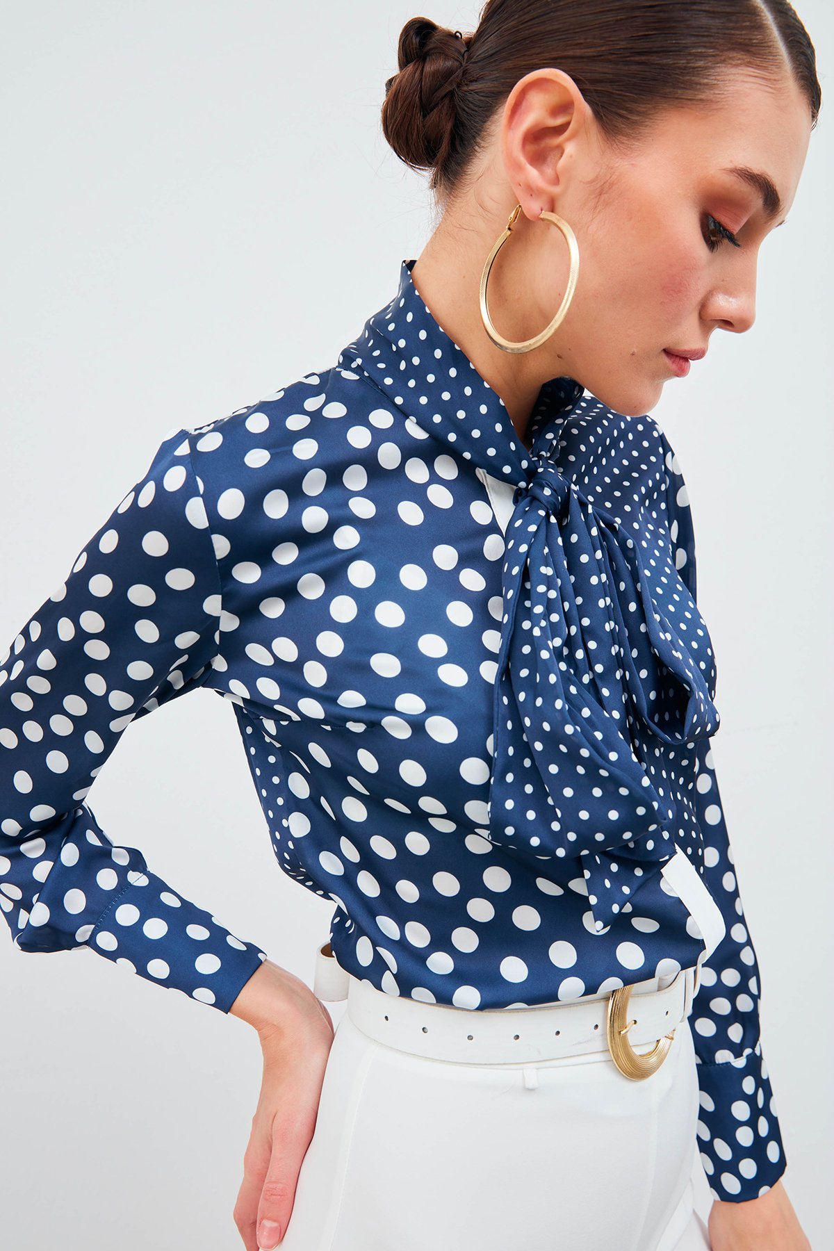 Polka Dot Patterned Scarf Shirt - BLUE