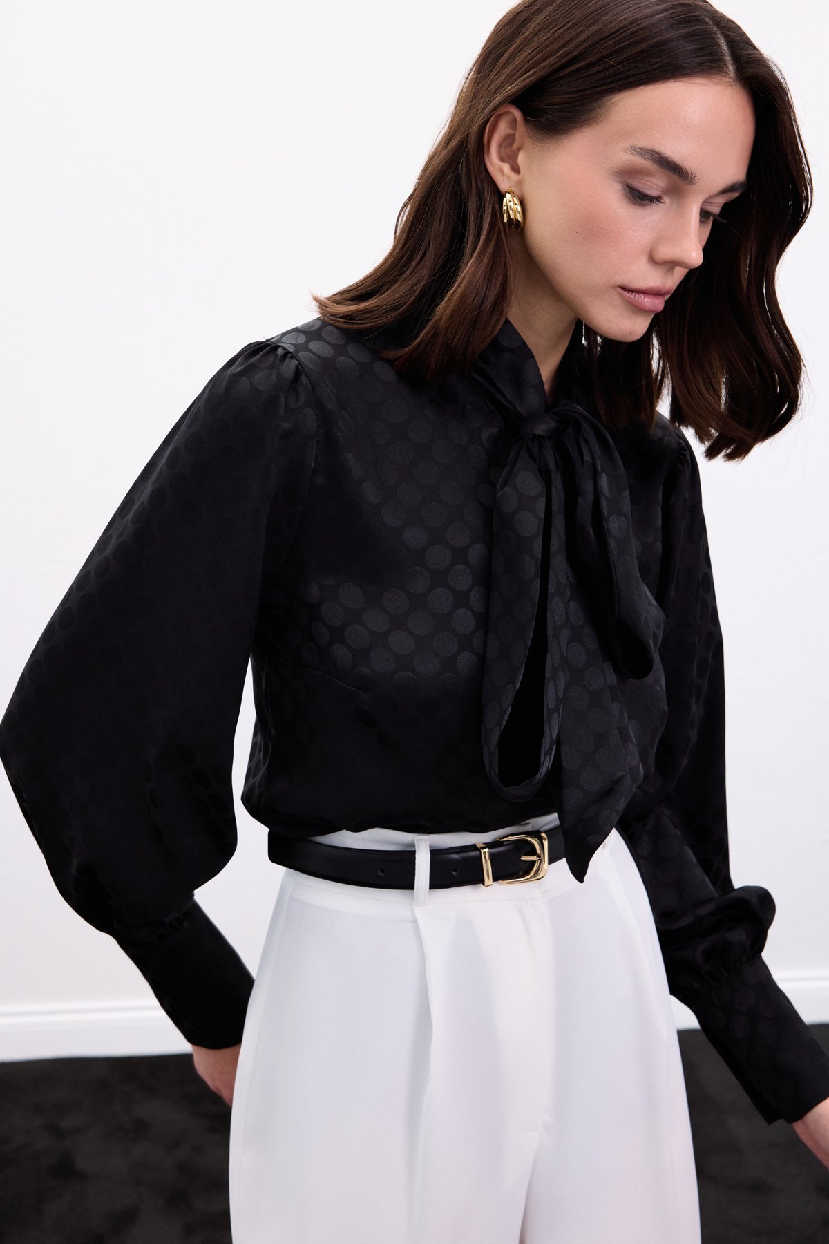 Puantiye Desenli Gömlek - Siyah