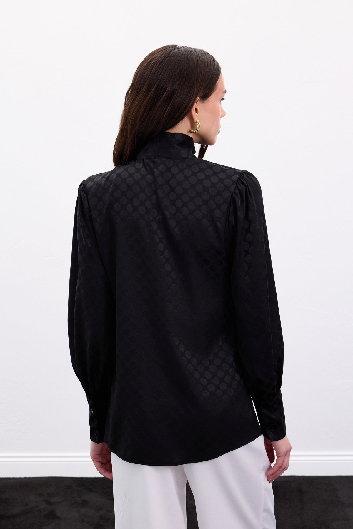 Puantiye Desenli Gömlek - Siyah